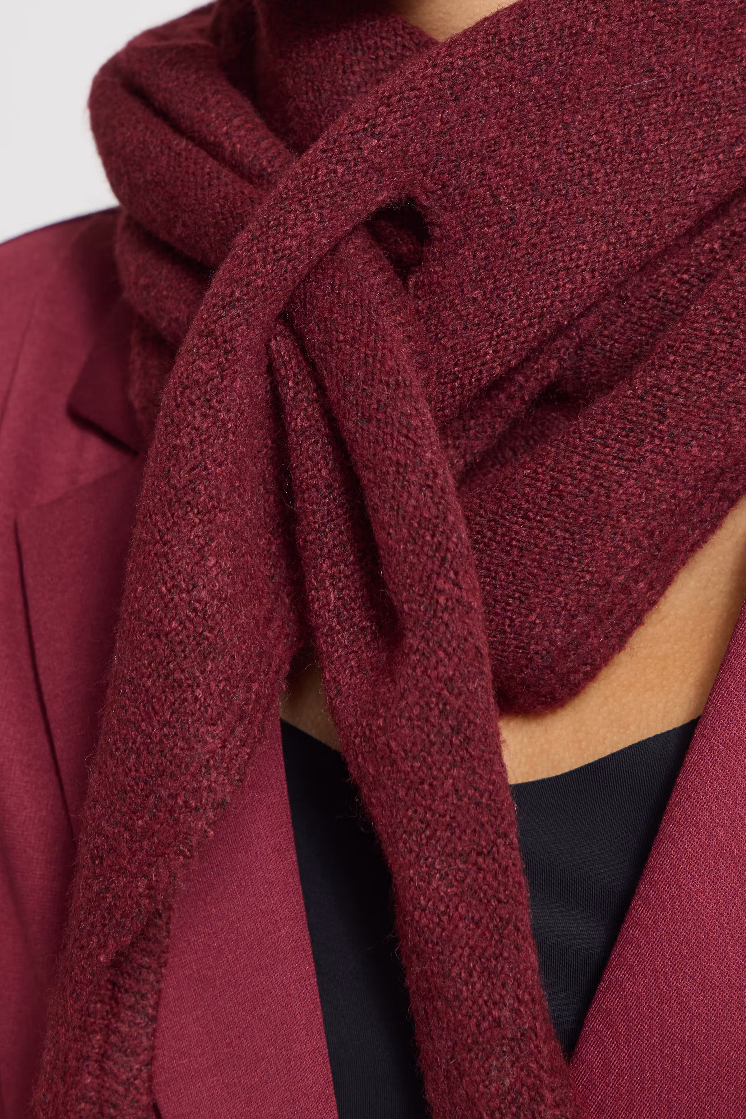 IAGRY Sjaal LOOKBOOK FRONT 20126513-192024