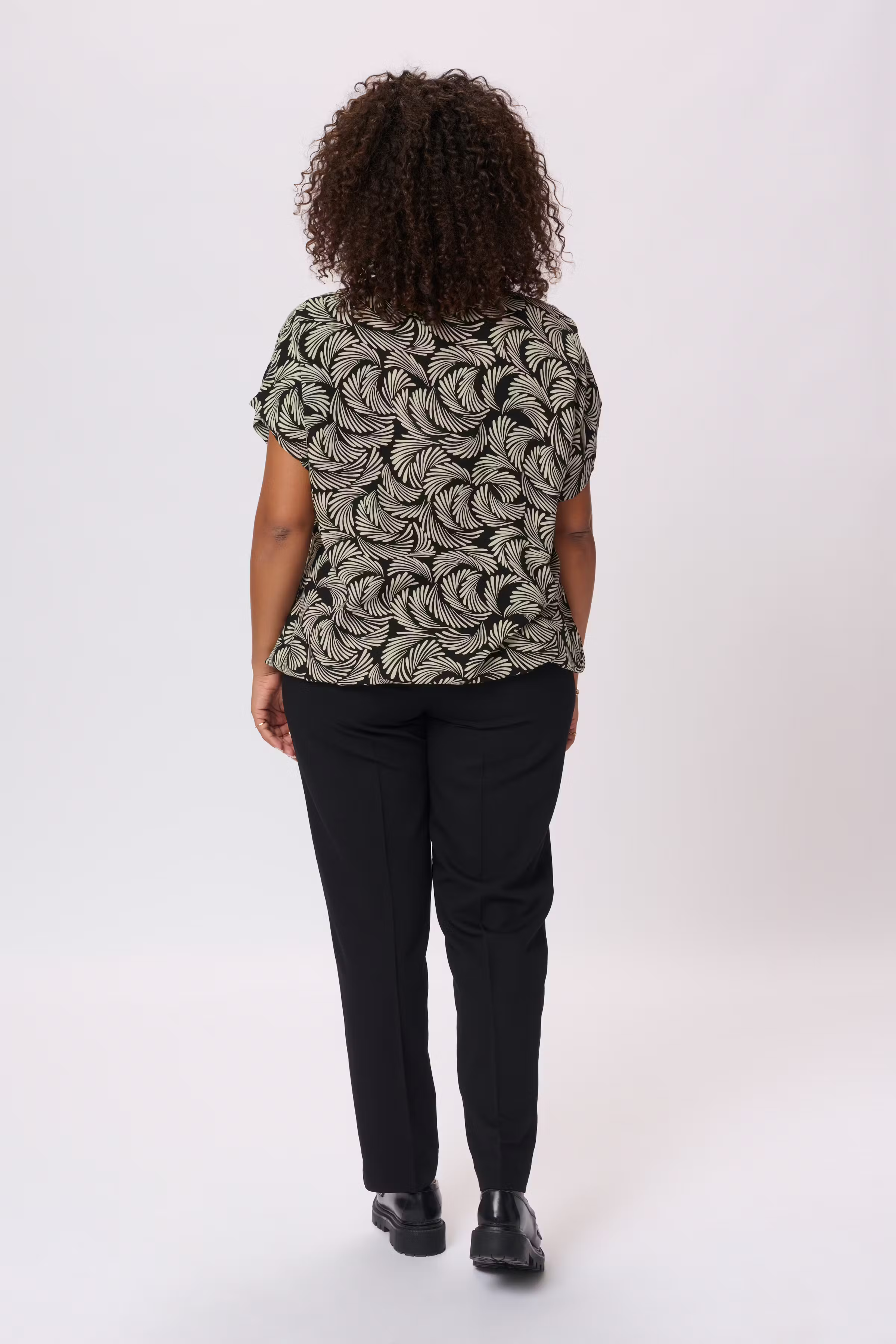 KCsonna Bluse LOOKBOOK BACK 10581446-104492