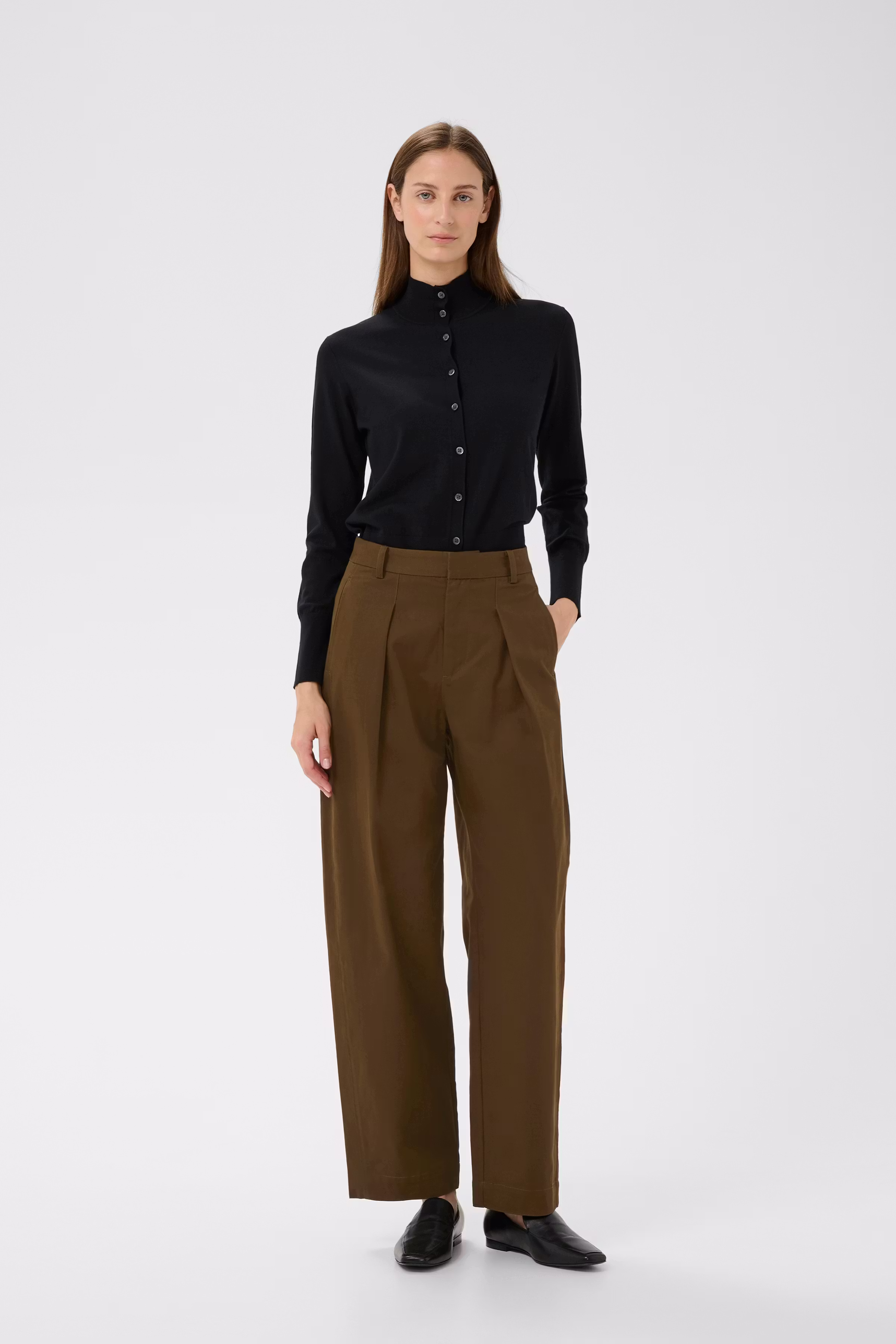 TinikkaIW Barrel Broek LOOKBOOK FRONT 30111163-190815