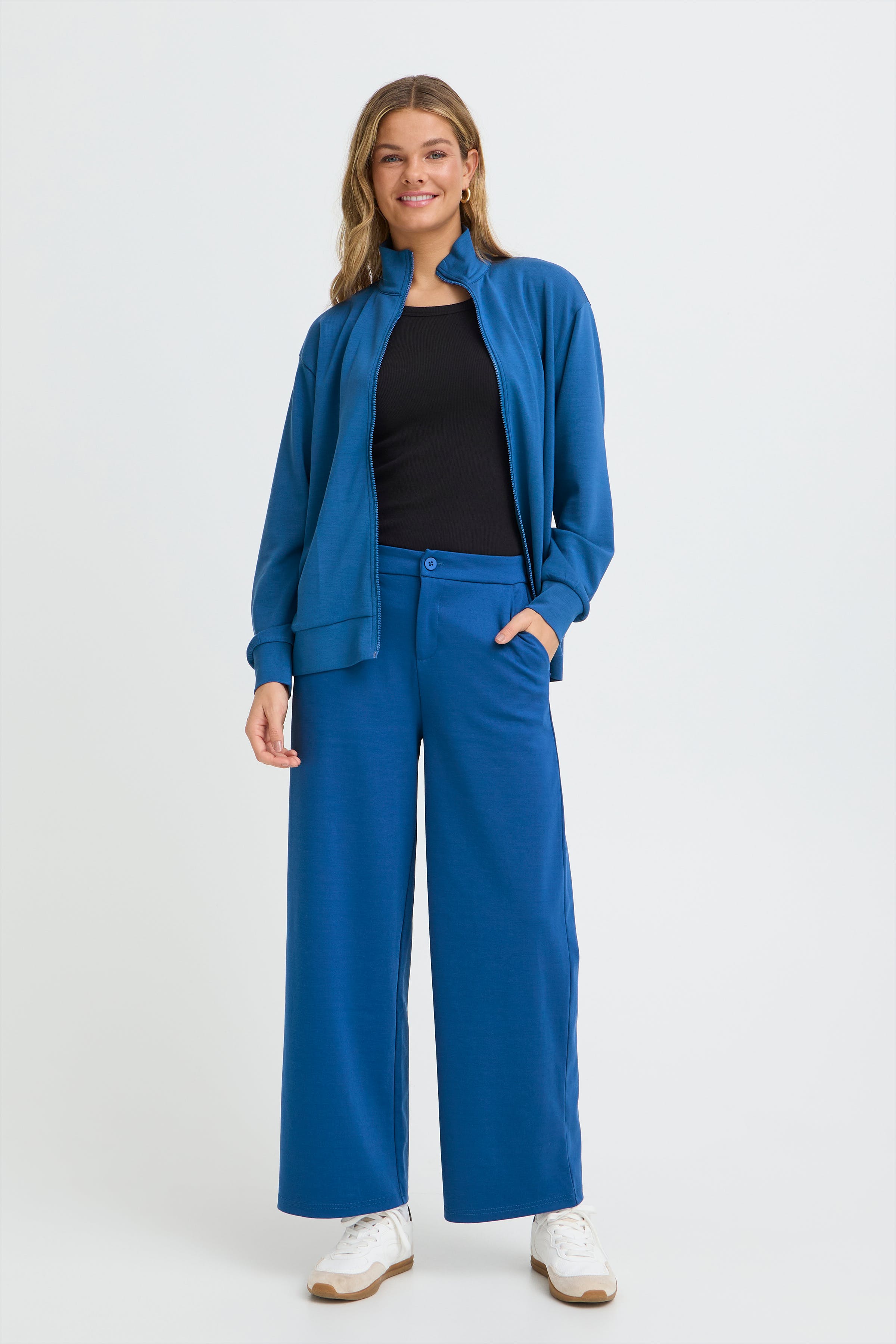 FRBLAZER Trousers LOOKBOOK FRONT 20615810-194057