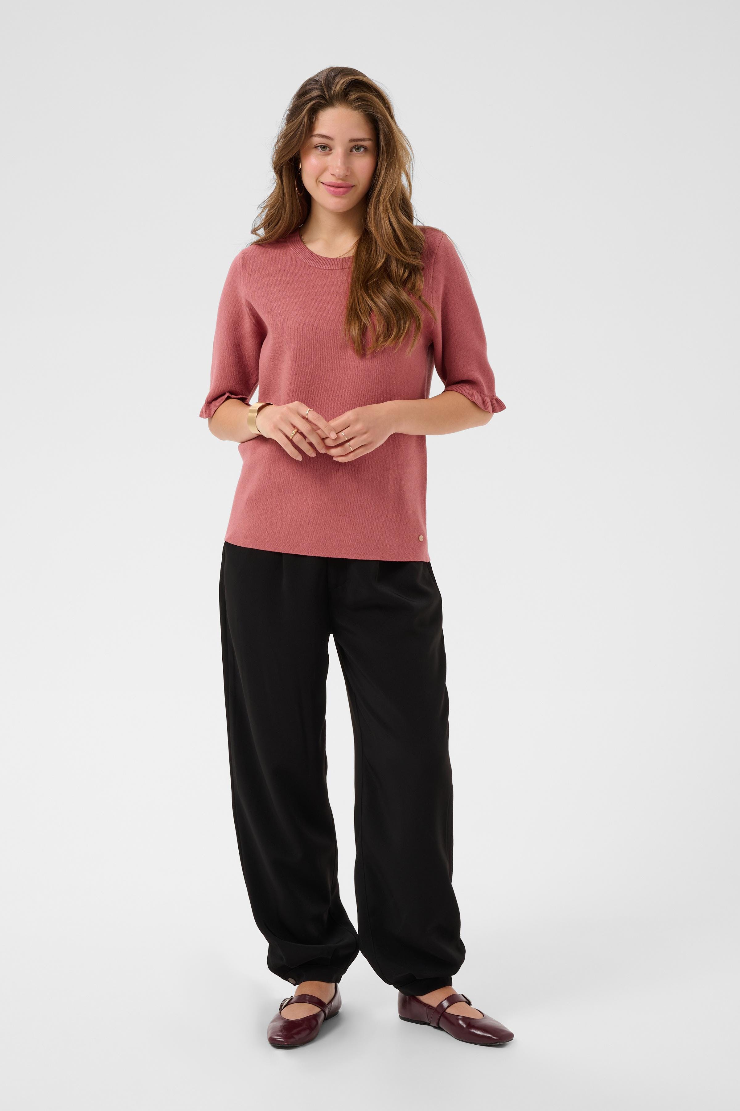 CRDela Pullover LOOKBOOK FRONT 10615367-171522