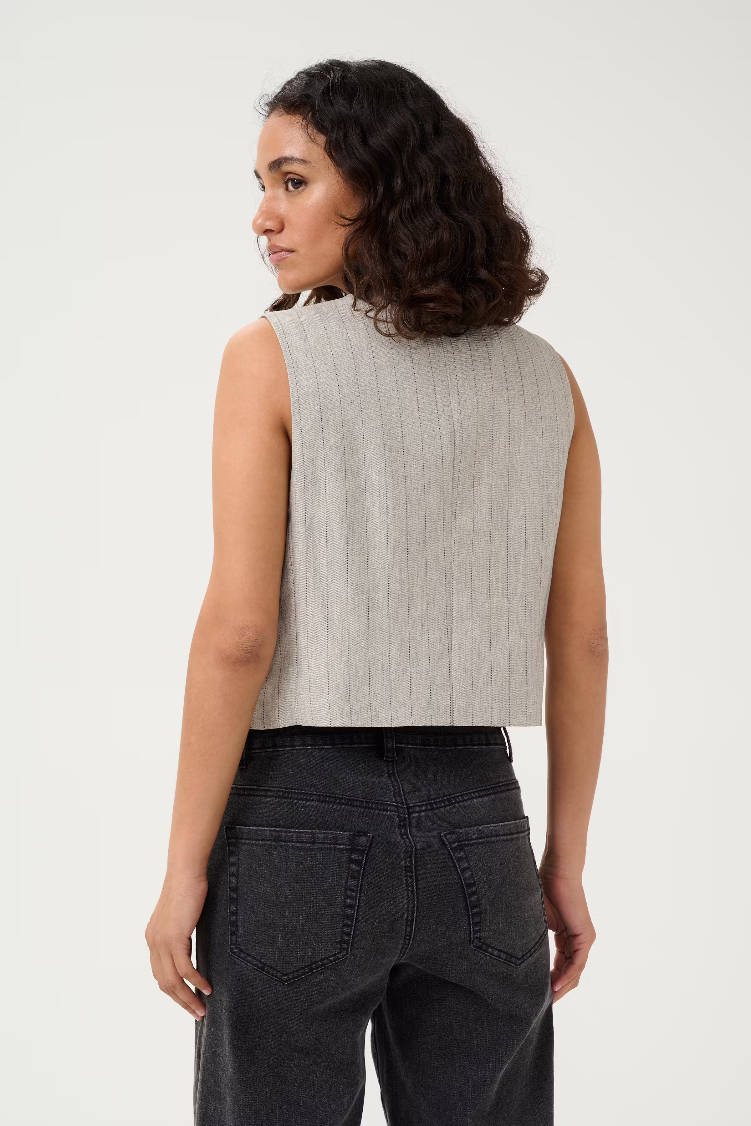 KAkaysa Vest LOOKBOOK BACK 10509513-106761