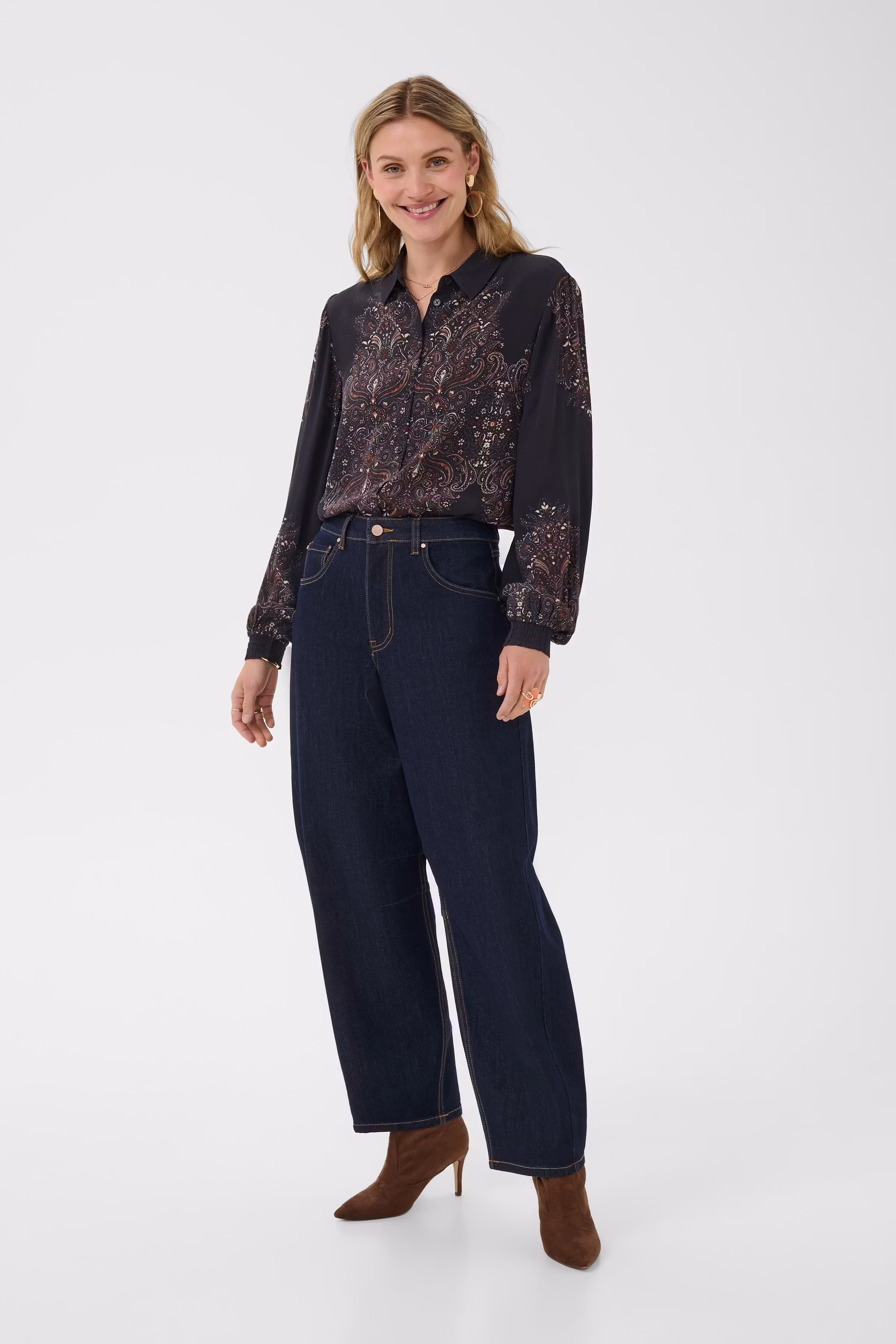 CRBahren Barrel Jeans LOOKBOOK FRONT 10614217-109555