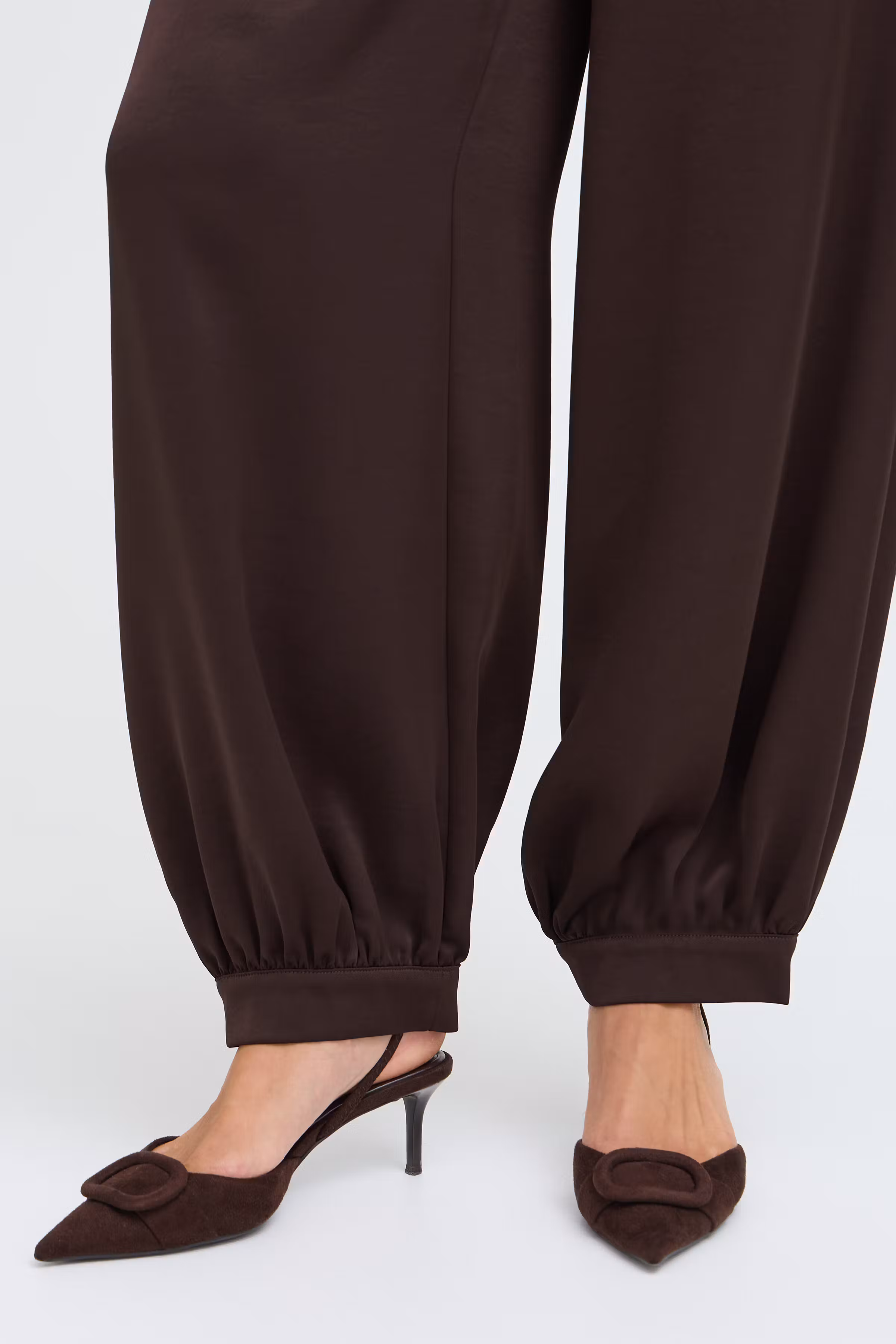 BYISA Trousers LOOKBOOK DETAIL 20819714-191016