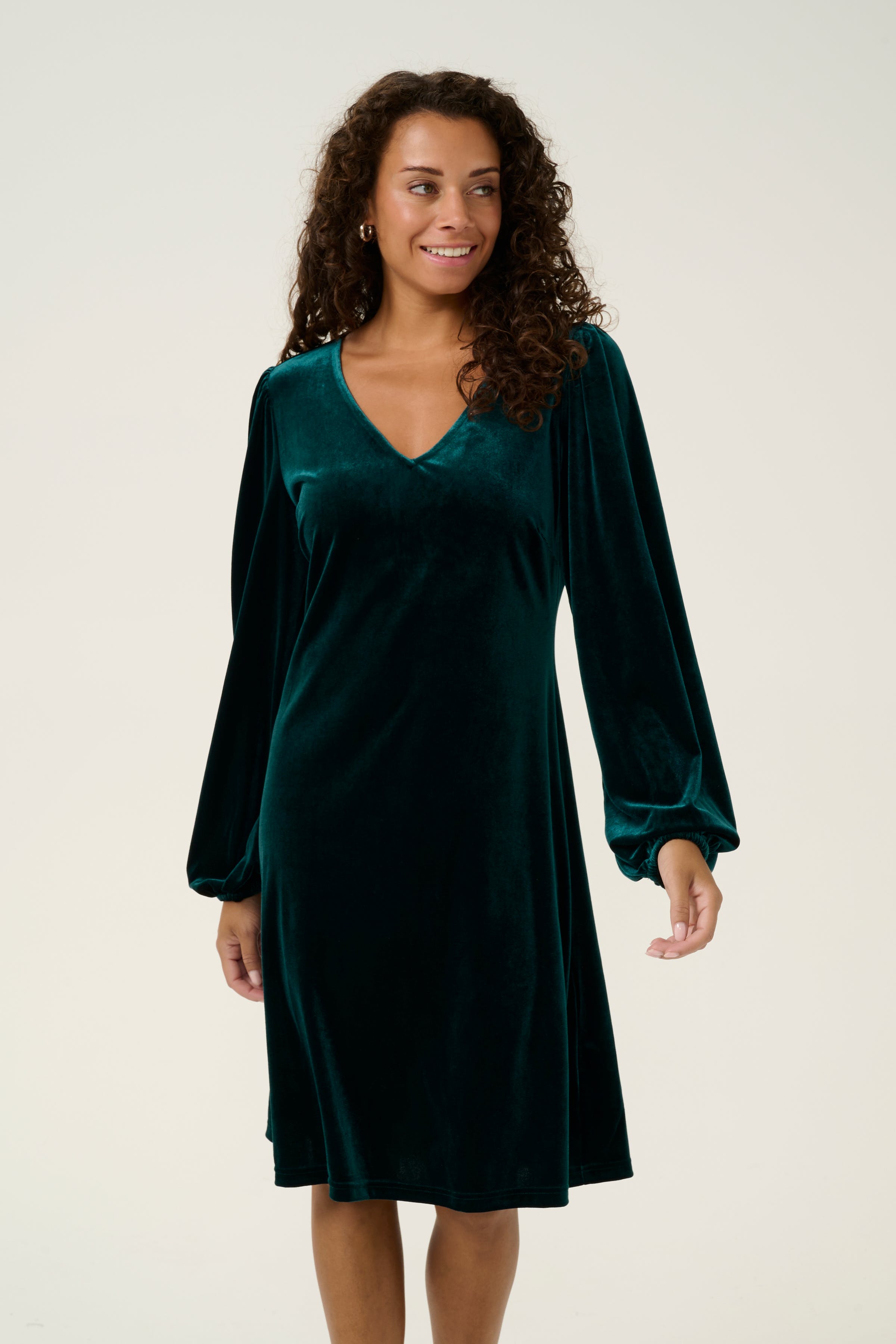 CRPativa Kleid LOOKBOOK FRONT 10613006-195320