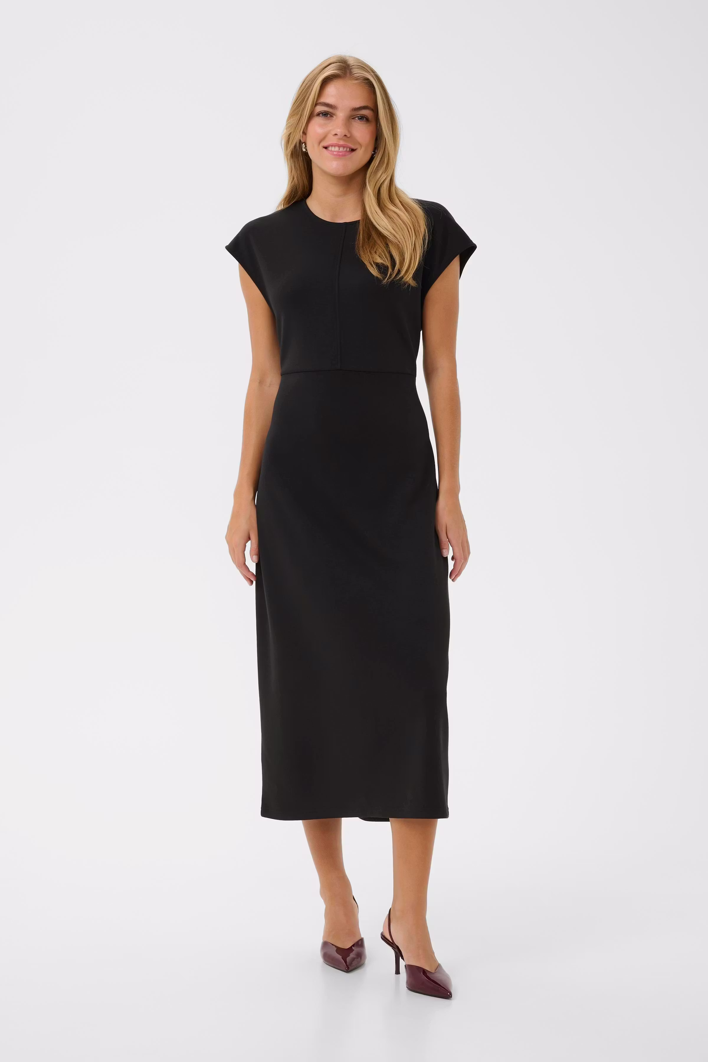 CUira Kleid LOOKBOOK FRONT 50112192-500012