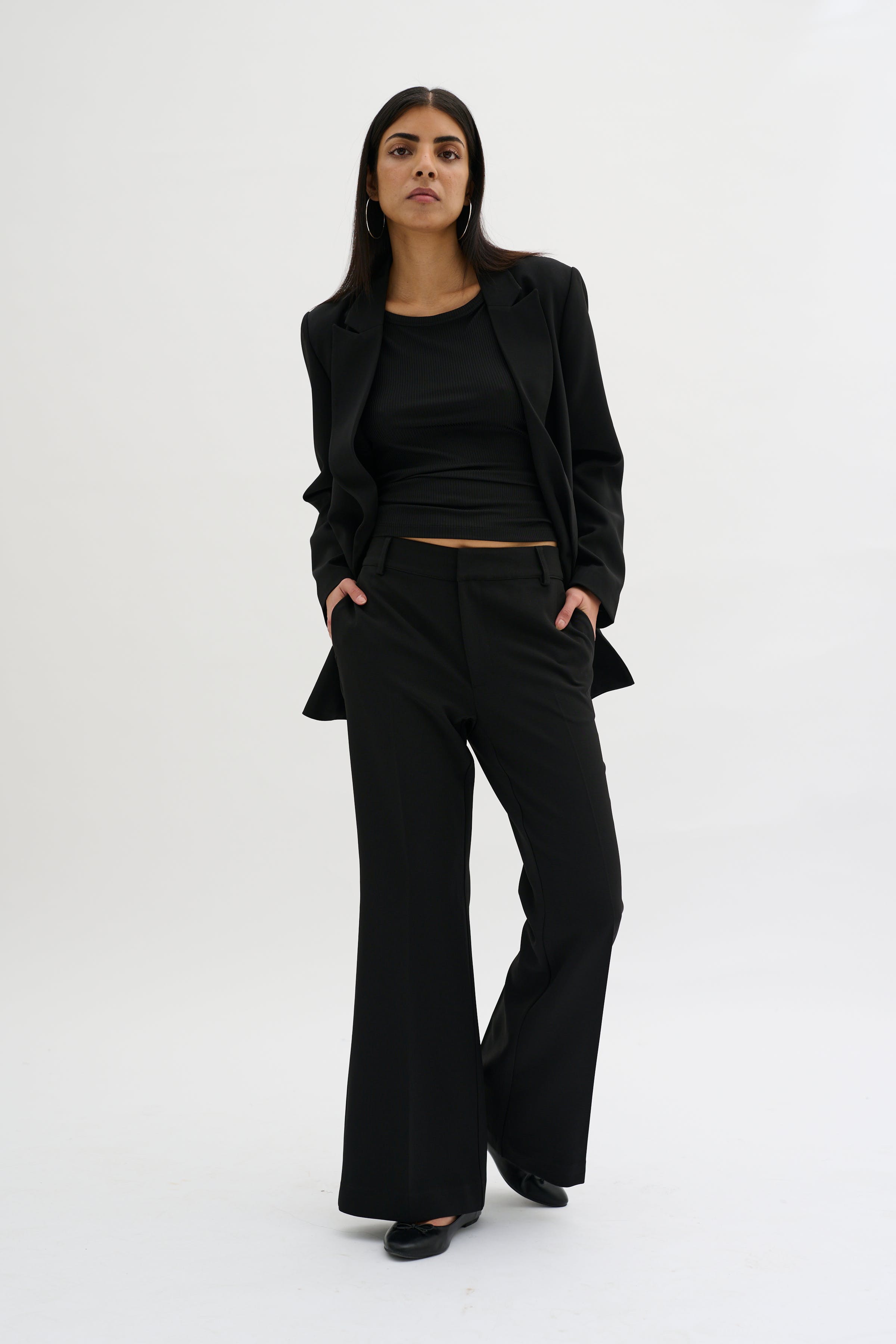 YolaMW Bootcut broek LOOKBOOK FRONT 10704148-100031