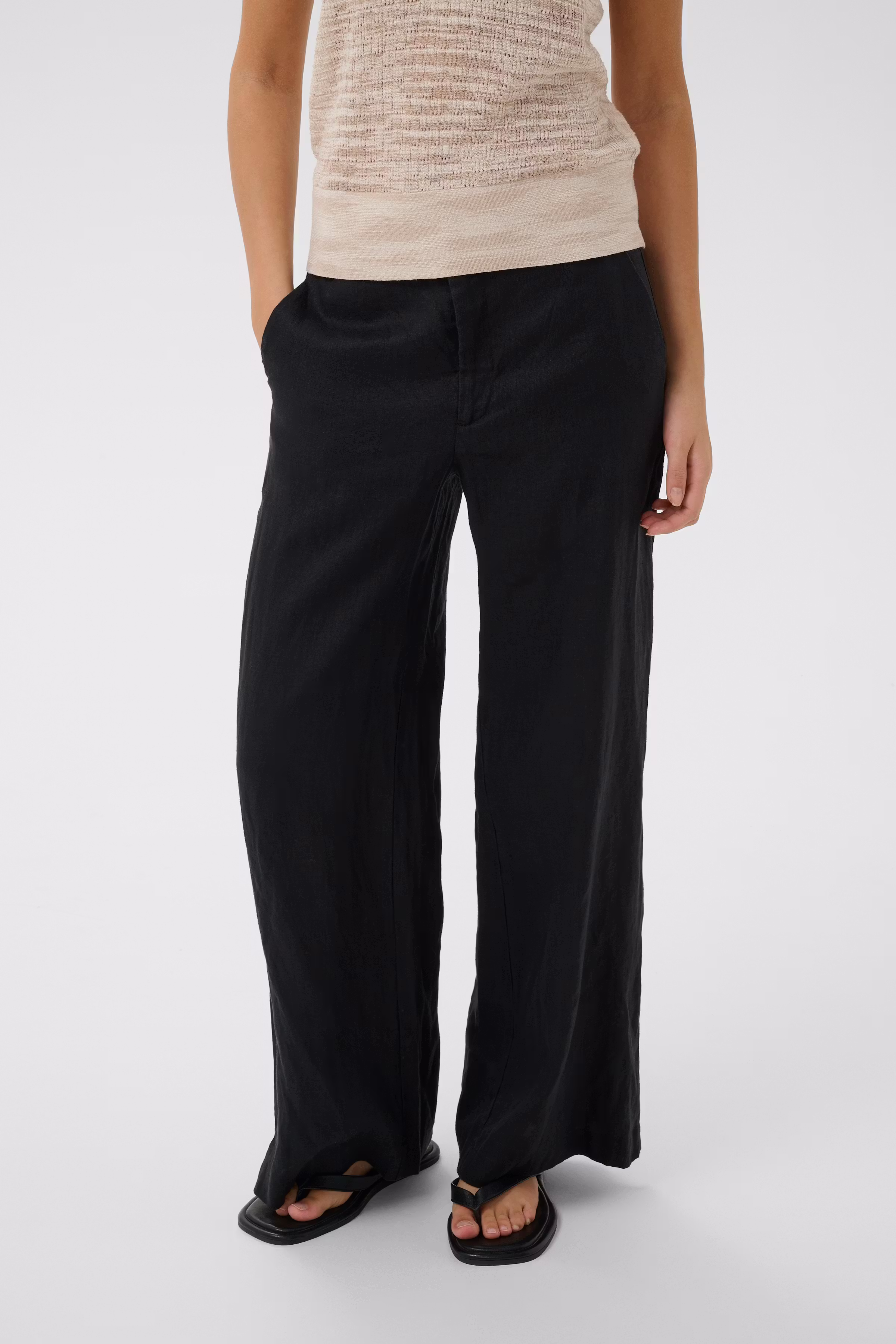 ELINORIW Hose LOOKBOOK FRONT 30112597-194008