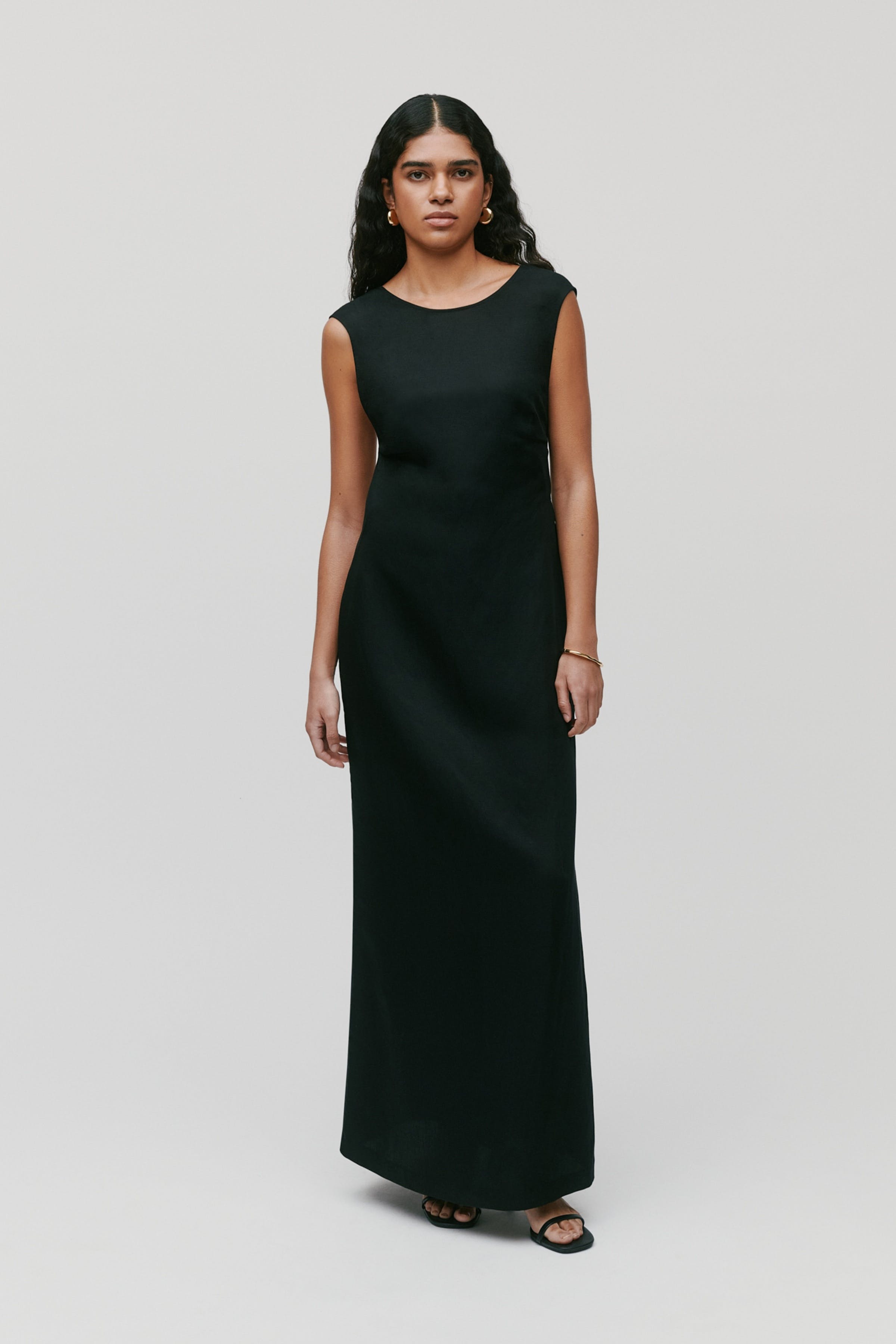 NADEAN Kleid LOOKBOOK FRONT 30600537-BK999