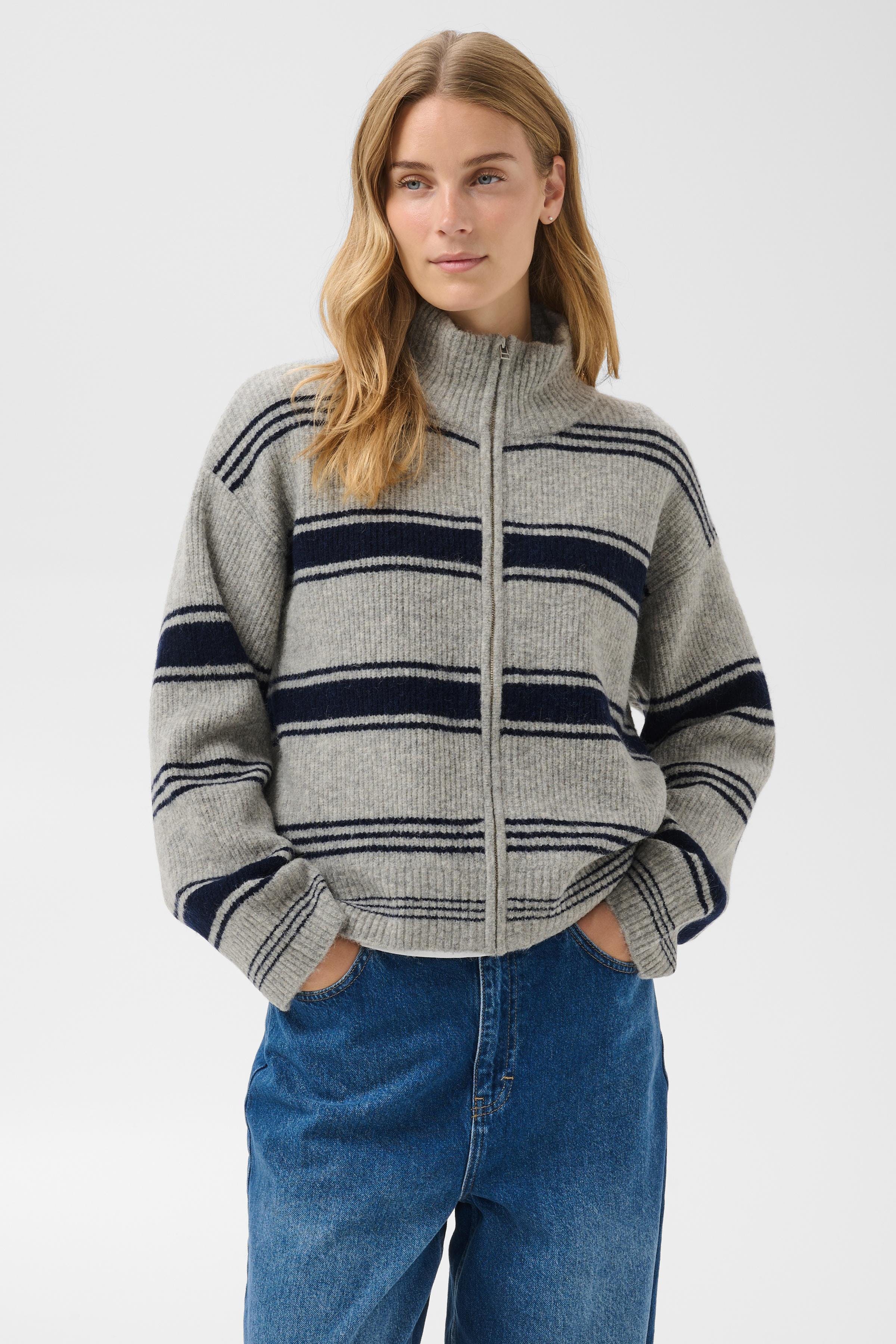 CamiriaPW Cardigan LOOKBOOK FRONT 30310870-305330