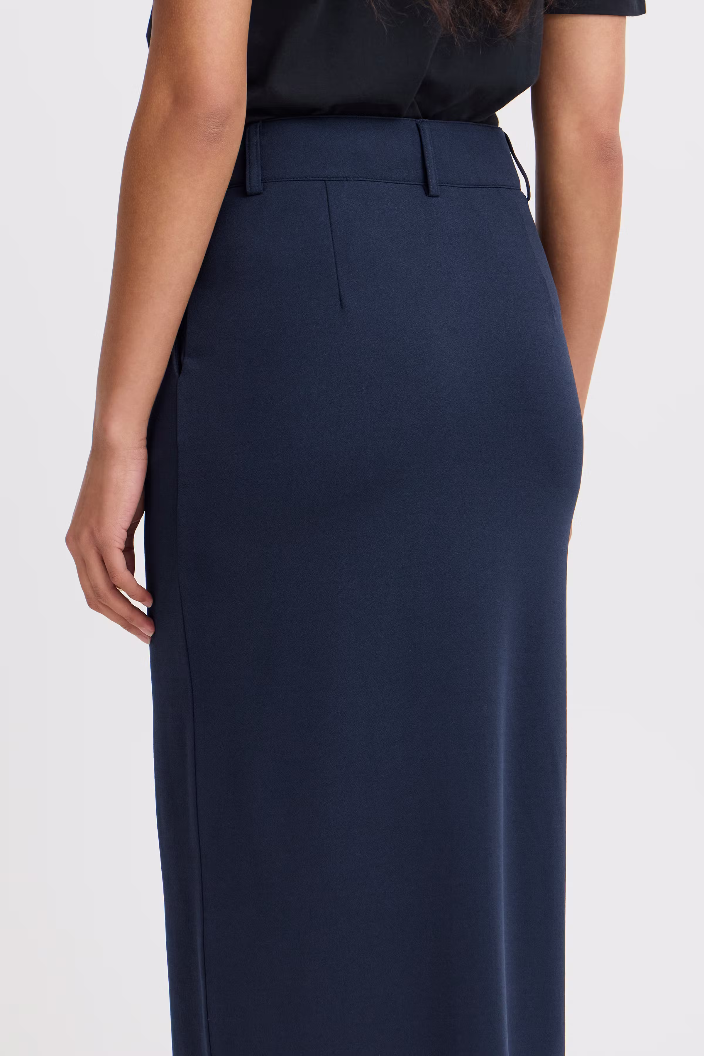 IHKATINE Skirt LOOKBOOK DETAIL 20121528-194010