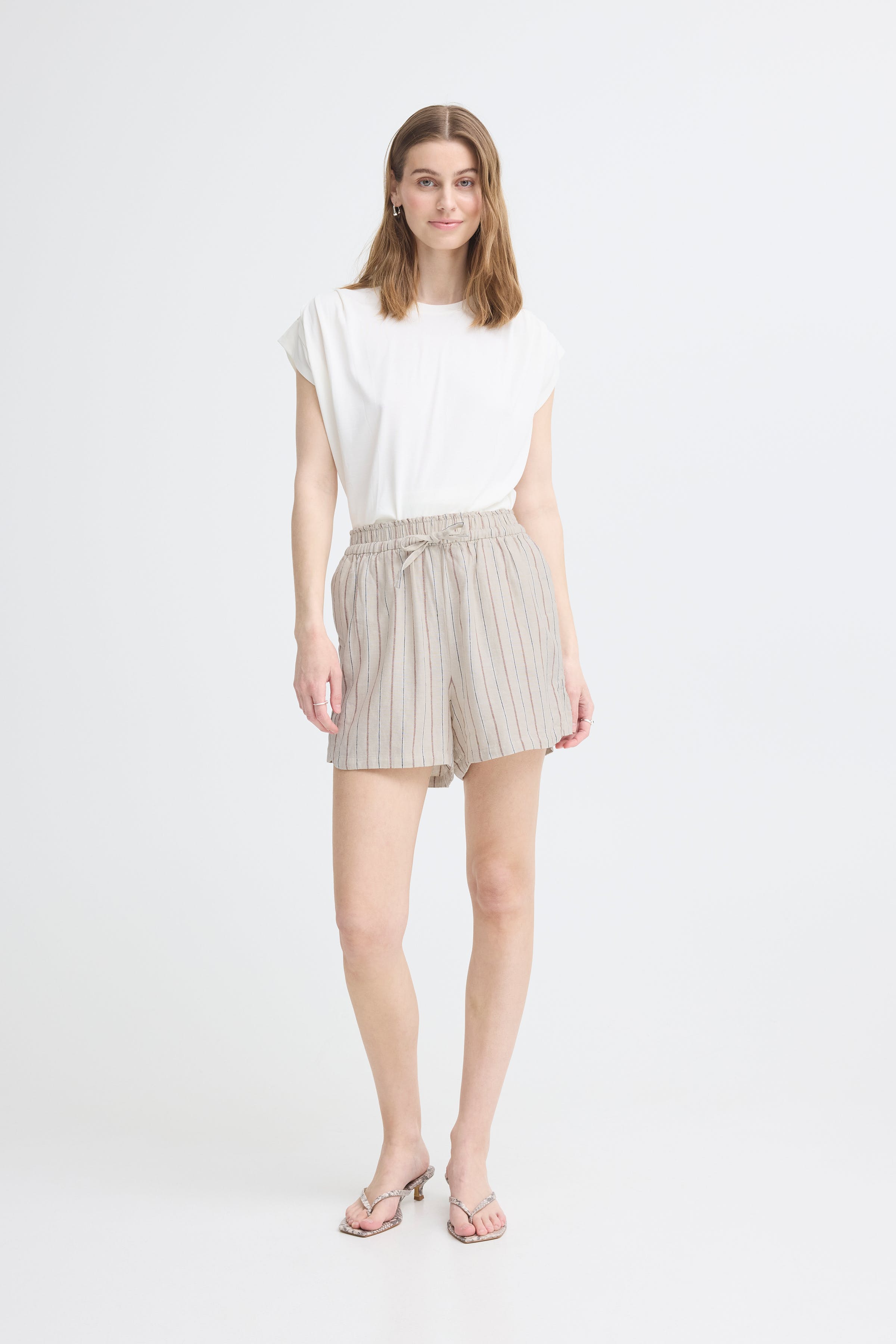 IHLINNO Shorts LOOKBOOK FRONT 20125600-900005560