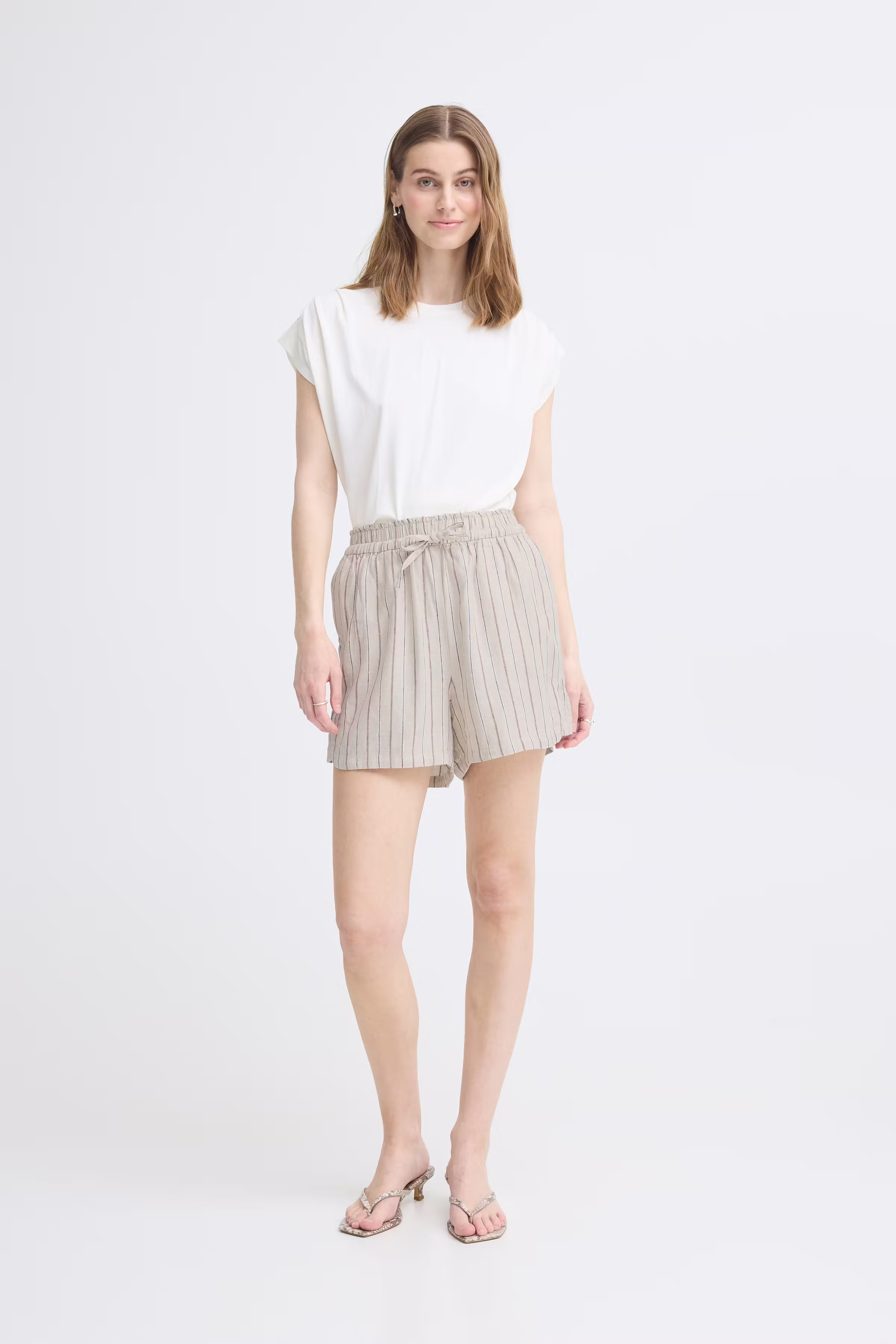 IHLINNO Shorts LOOKBOOK FRONT 20125600-900005560