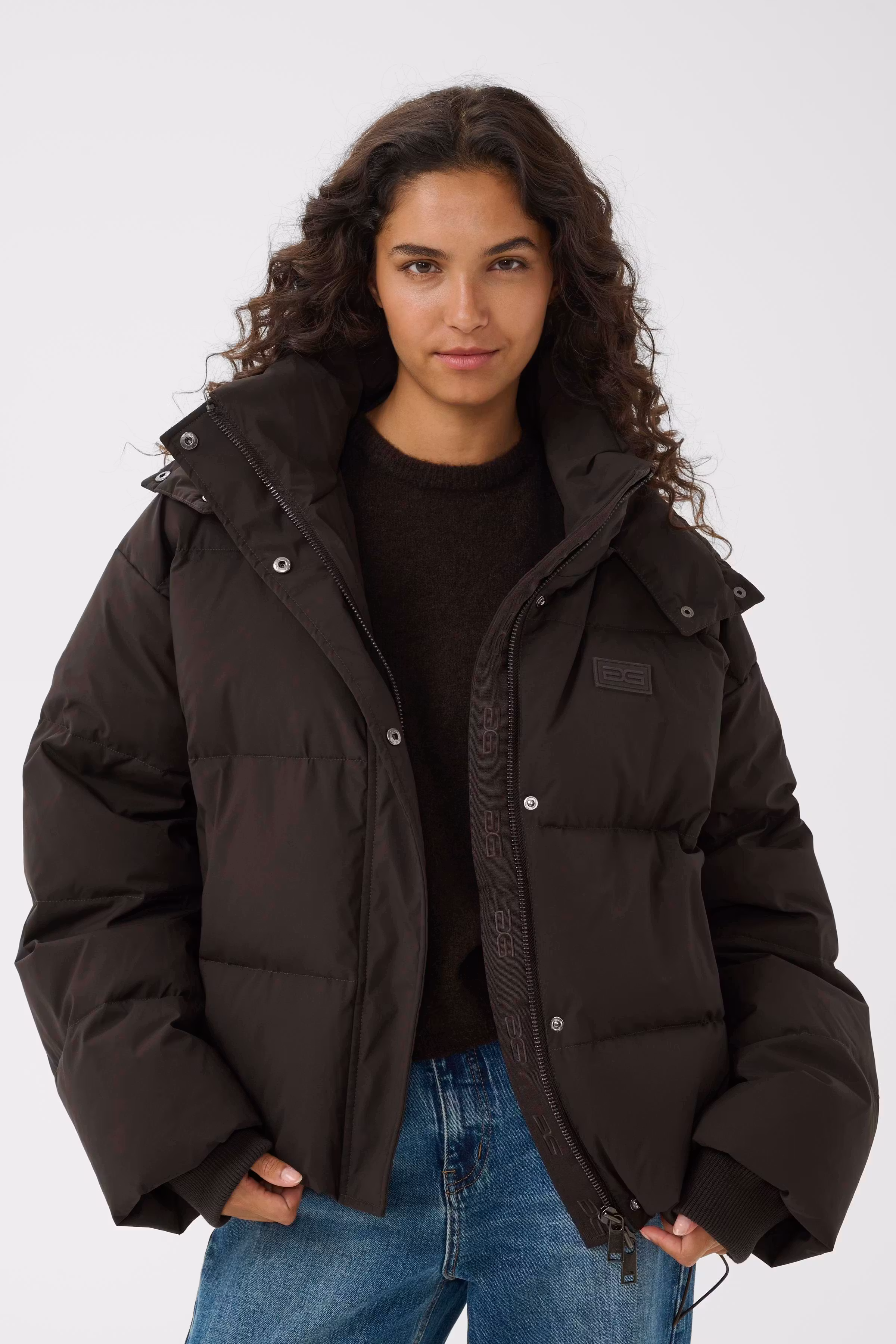 GZroa Short puffer jacket LOOKBOOK FRONT 10911235-191018