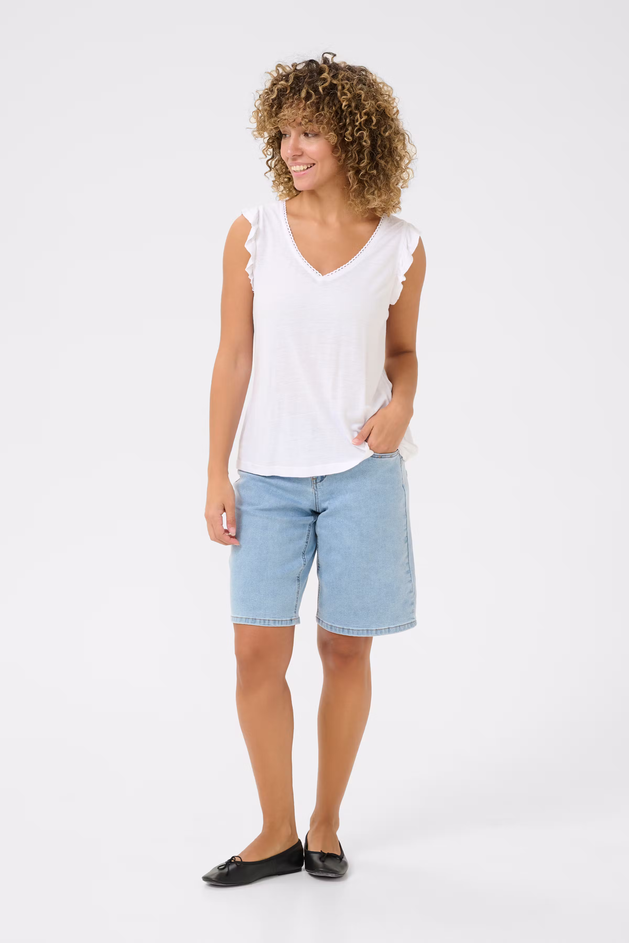 CRLuna Top LOOKBOOK FRONT 10609810-110602