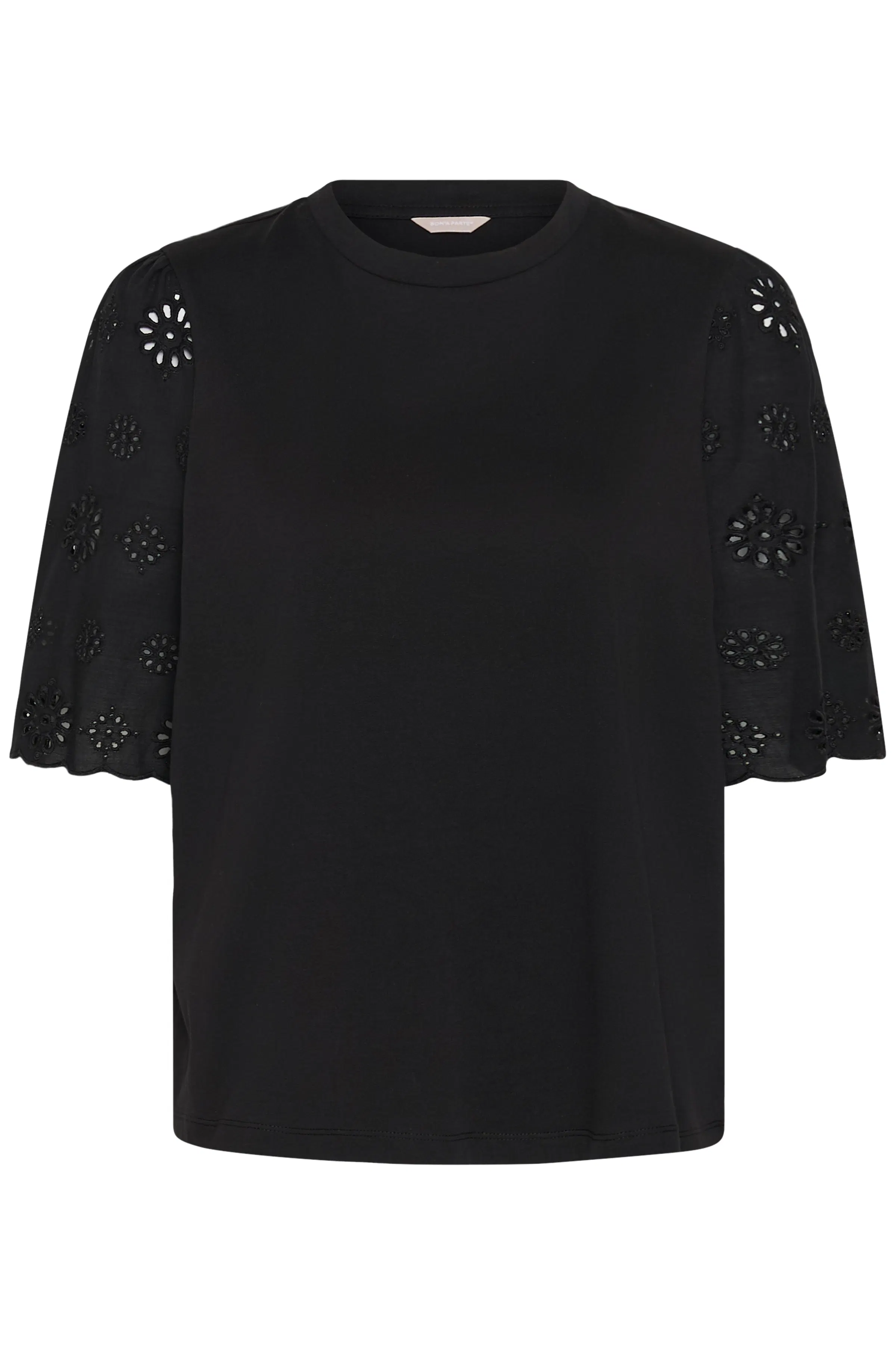 BPstella T-shirt PACK FRONT 40200150-110602