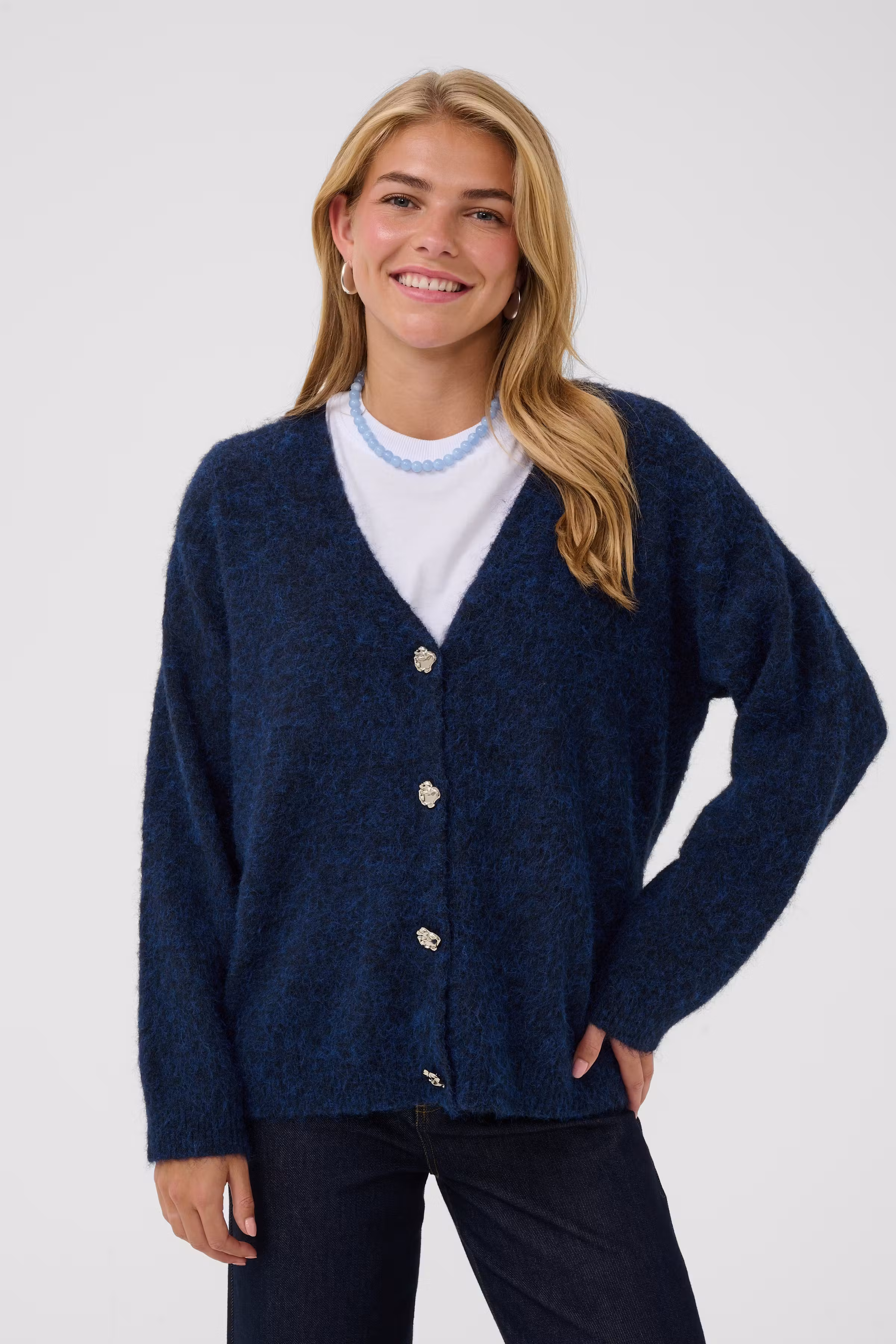 TabanaSZ Cardigan LOOKBOOK FRONT 30515434-193924