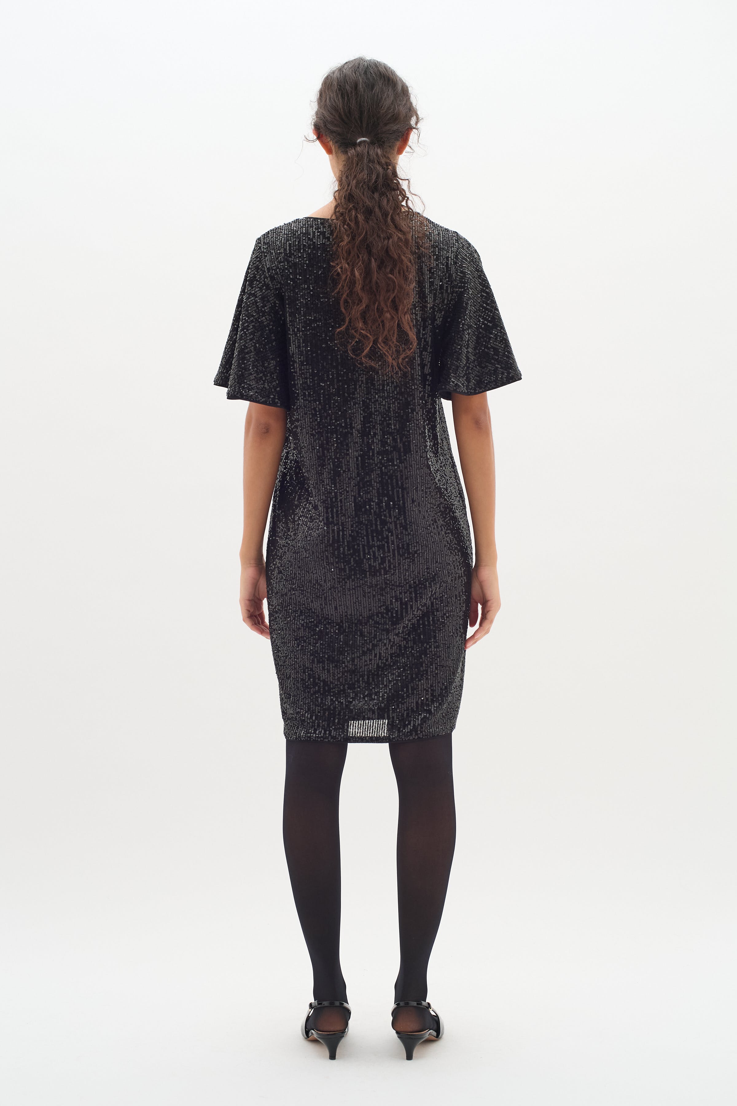 BarbaraIW short Paillet Jurk LOOKBOOK BACK 30109890-194008