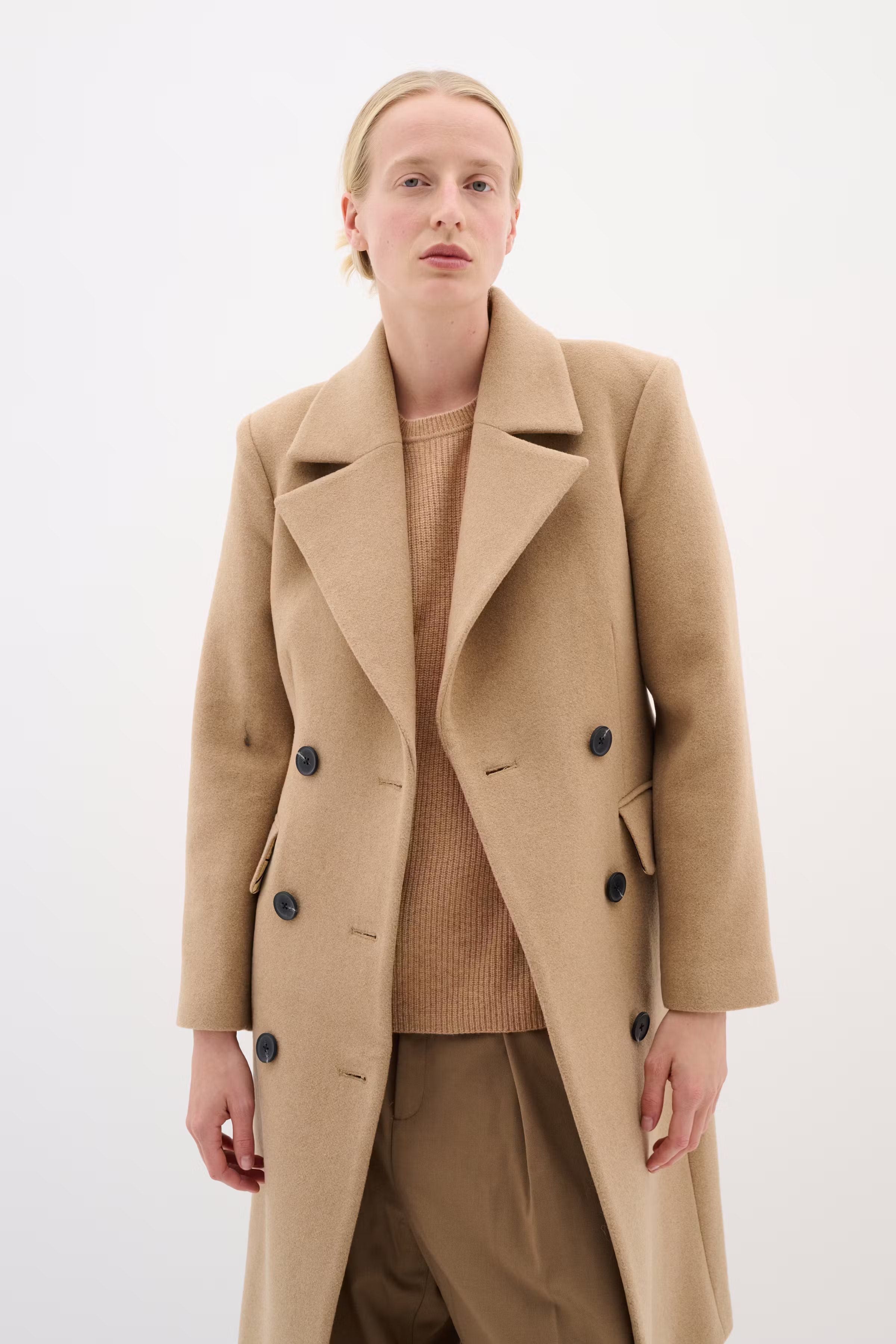 ThoraIW Mantel LOOKBOOK FRONT 30110808-171327