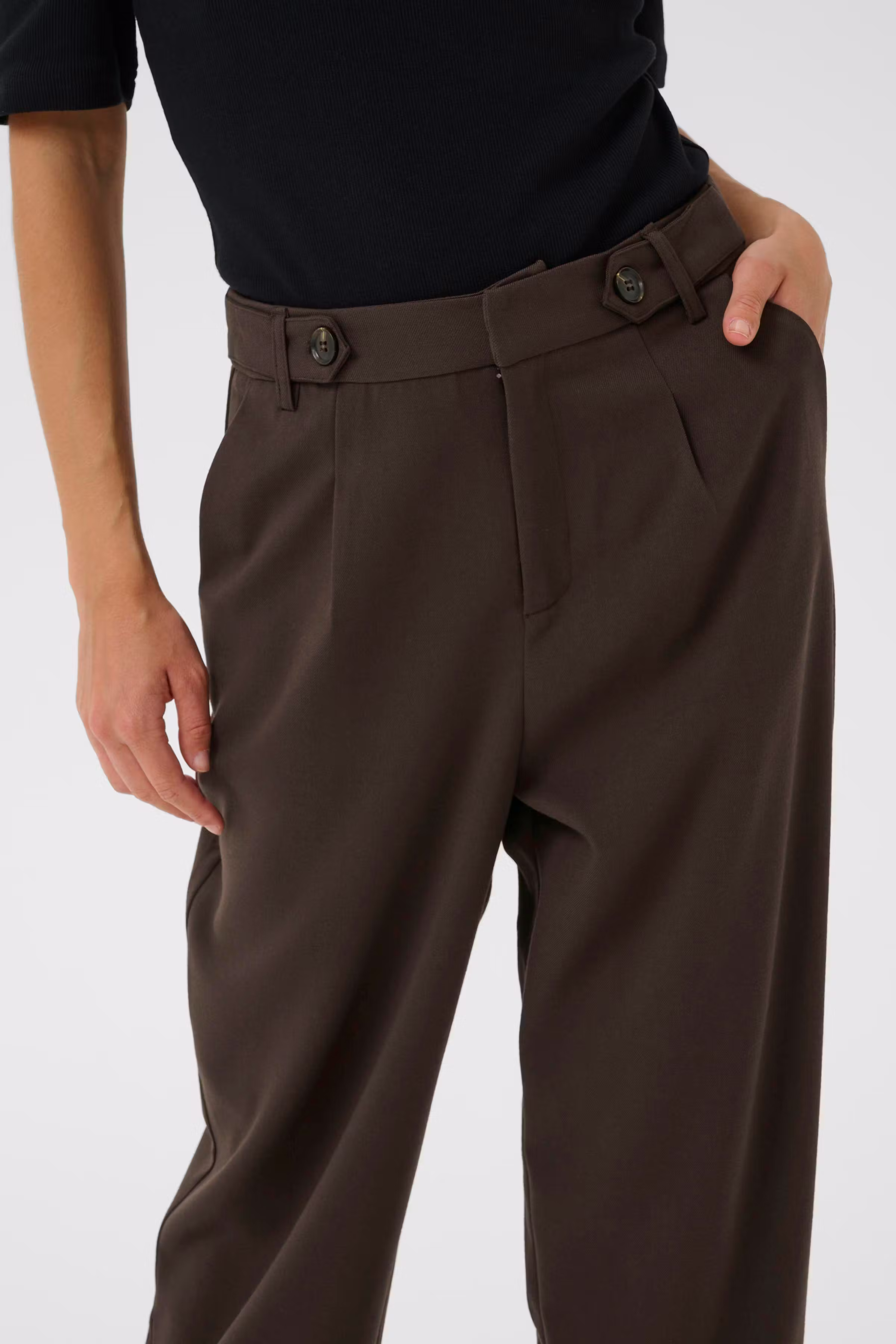 KAmerle Trousers LOOKBOOK DETAIL 10511308-191016