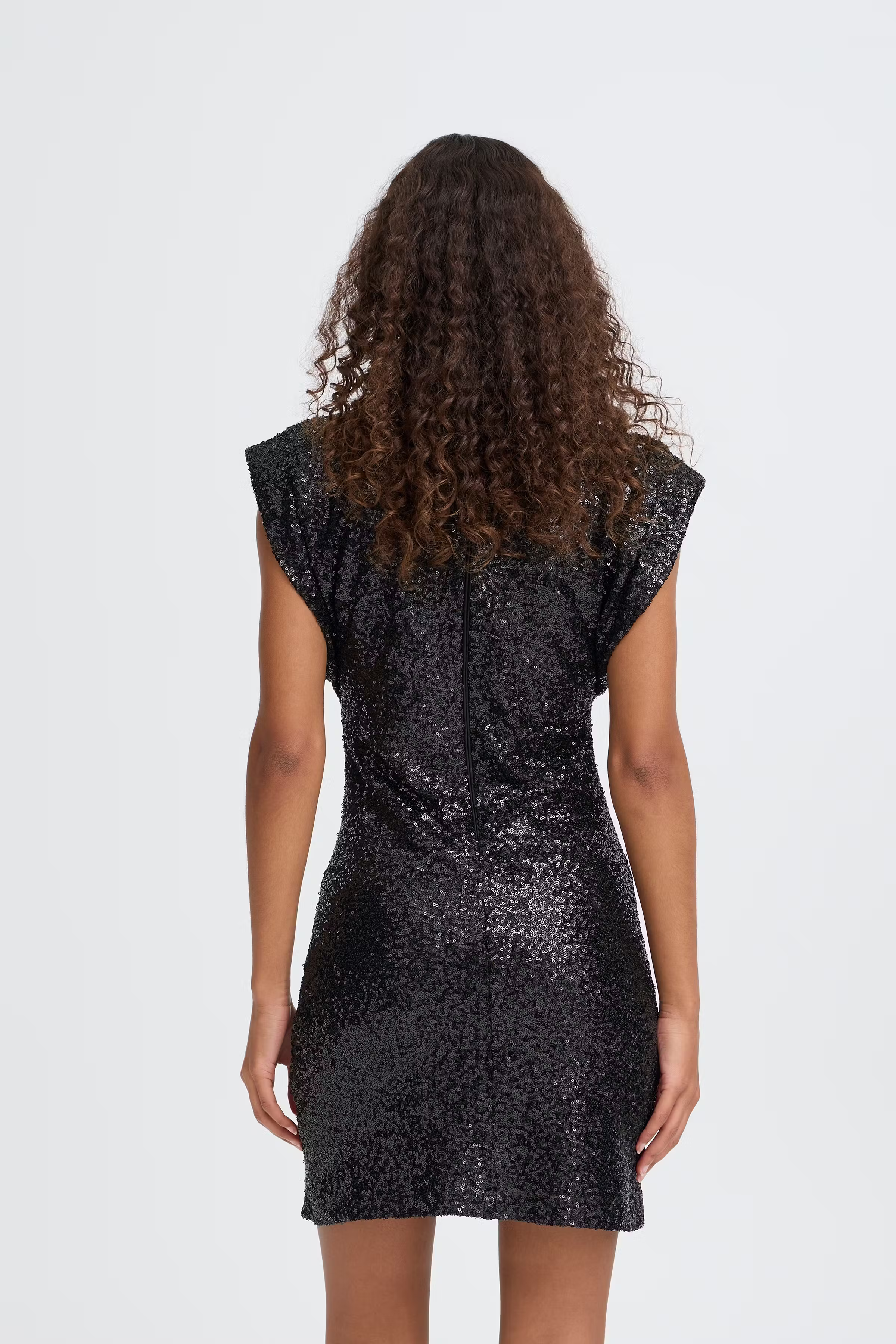 IHFAUCA Kjole LOOKBOOK BACK 20124845-194008