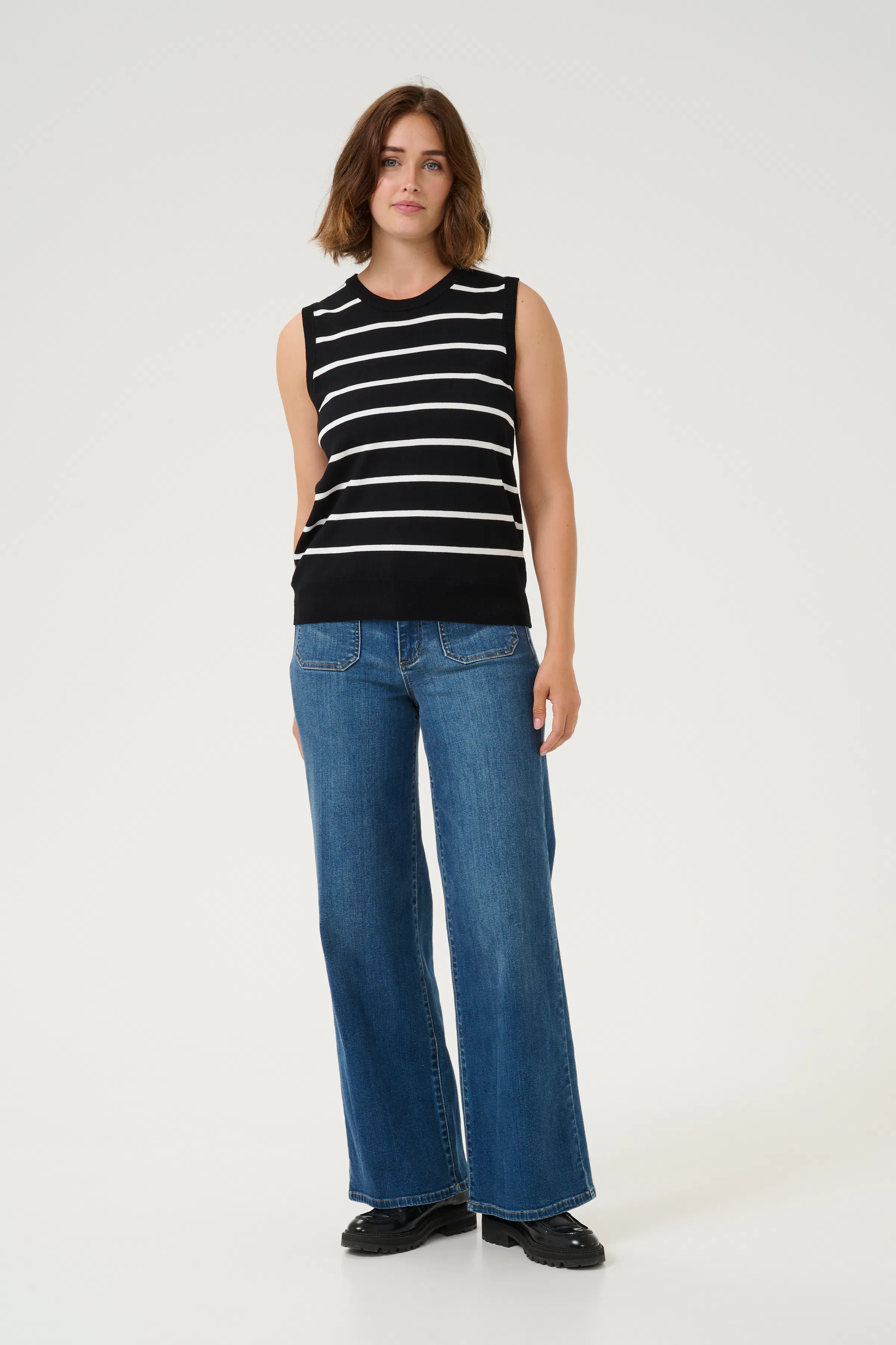 KAlizza Pullover LOOKBOOK FRONT 10509800-107263