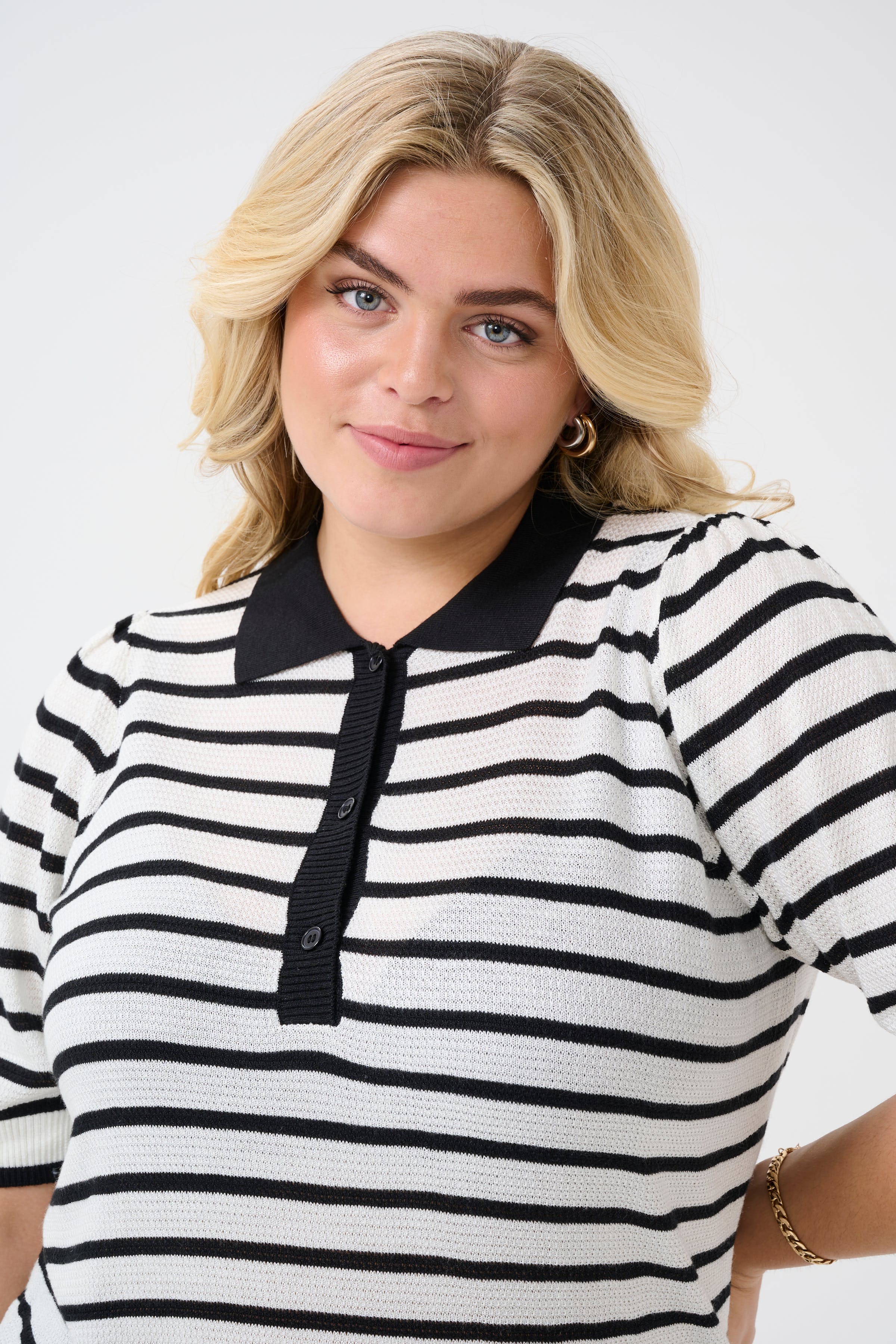 KCamana Pullover LOOKBOOK DETAIL 10583416-107774