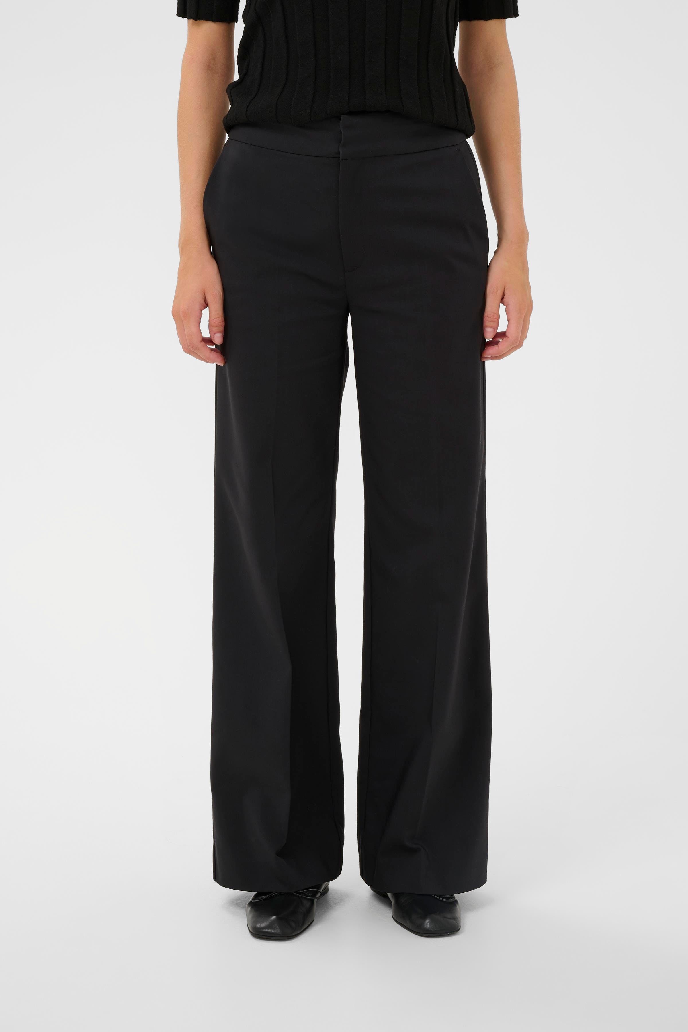 ZellaIW Byxor LOOKBOOK FRONT 30106240-194008