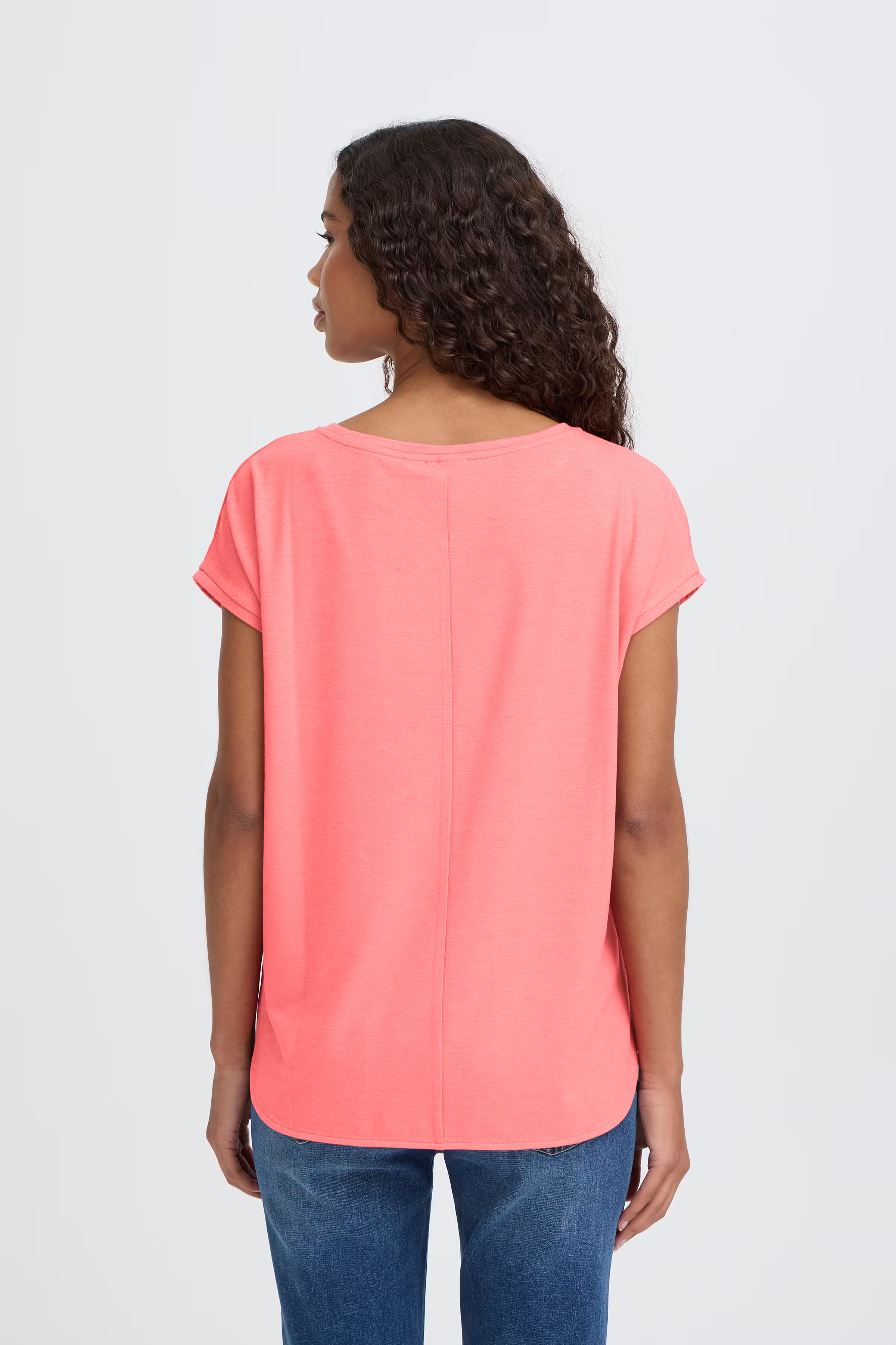 IHREBELLY T-shirt LOOKBOOK BACK 20125199-181756