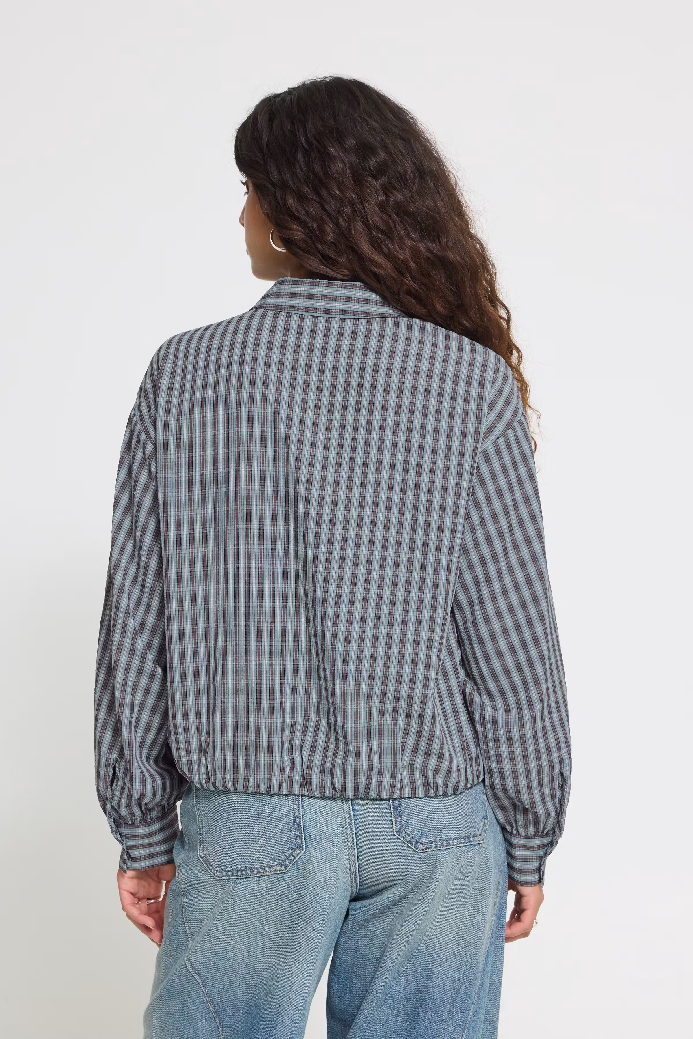 IHXNORELLA Shirt LOOKBOOK BACK 20128372-183916