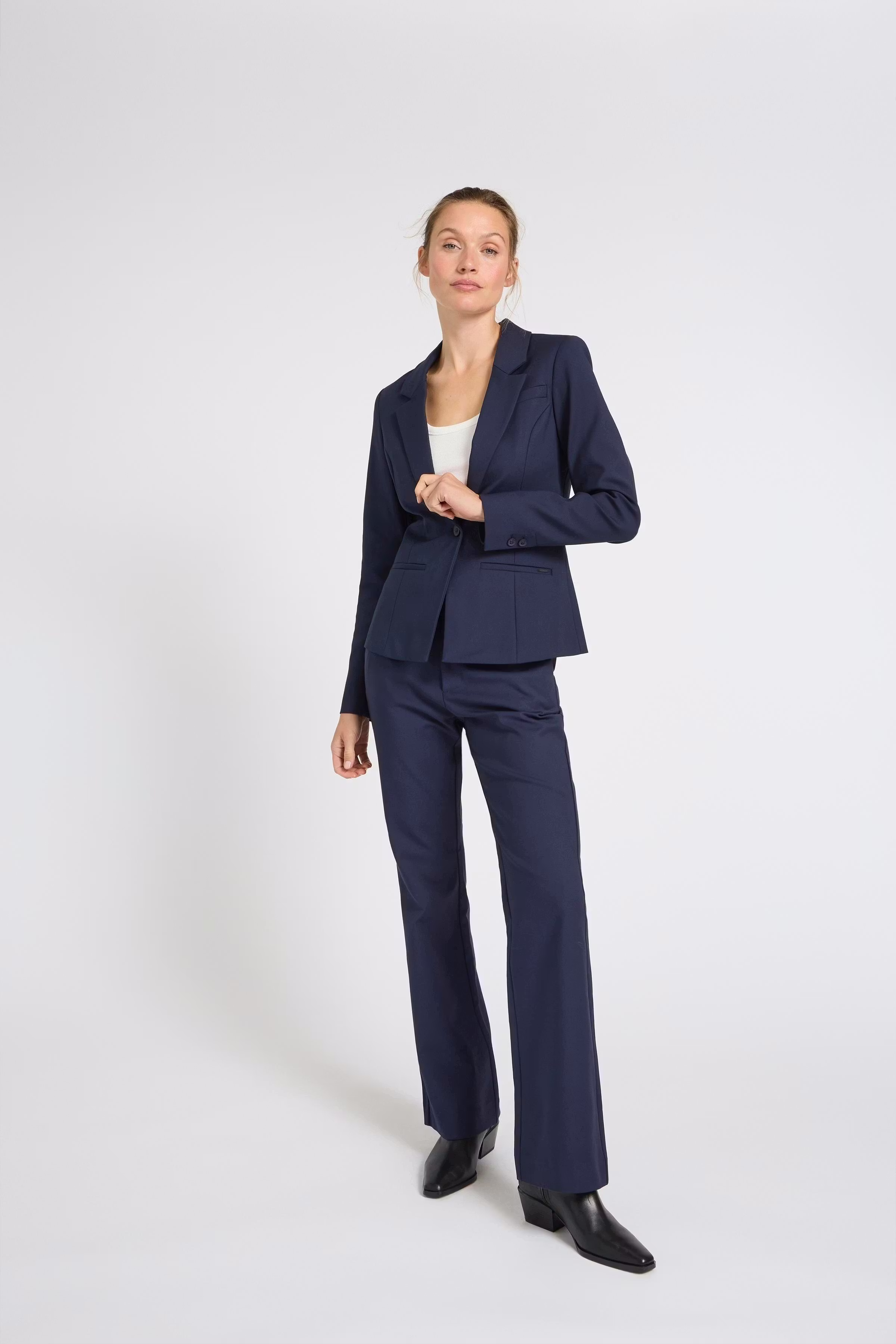 PZBINDY Blazer LOCATION NONE 50210337-194020