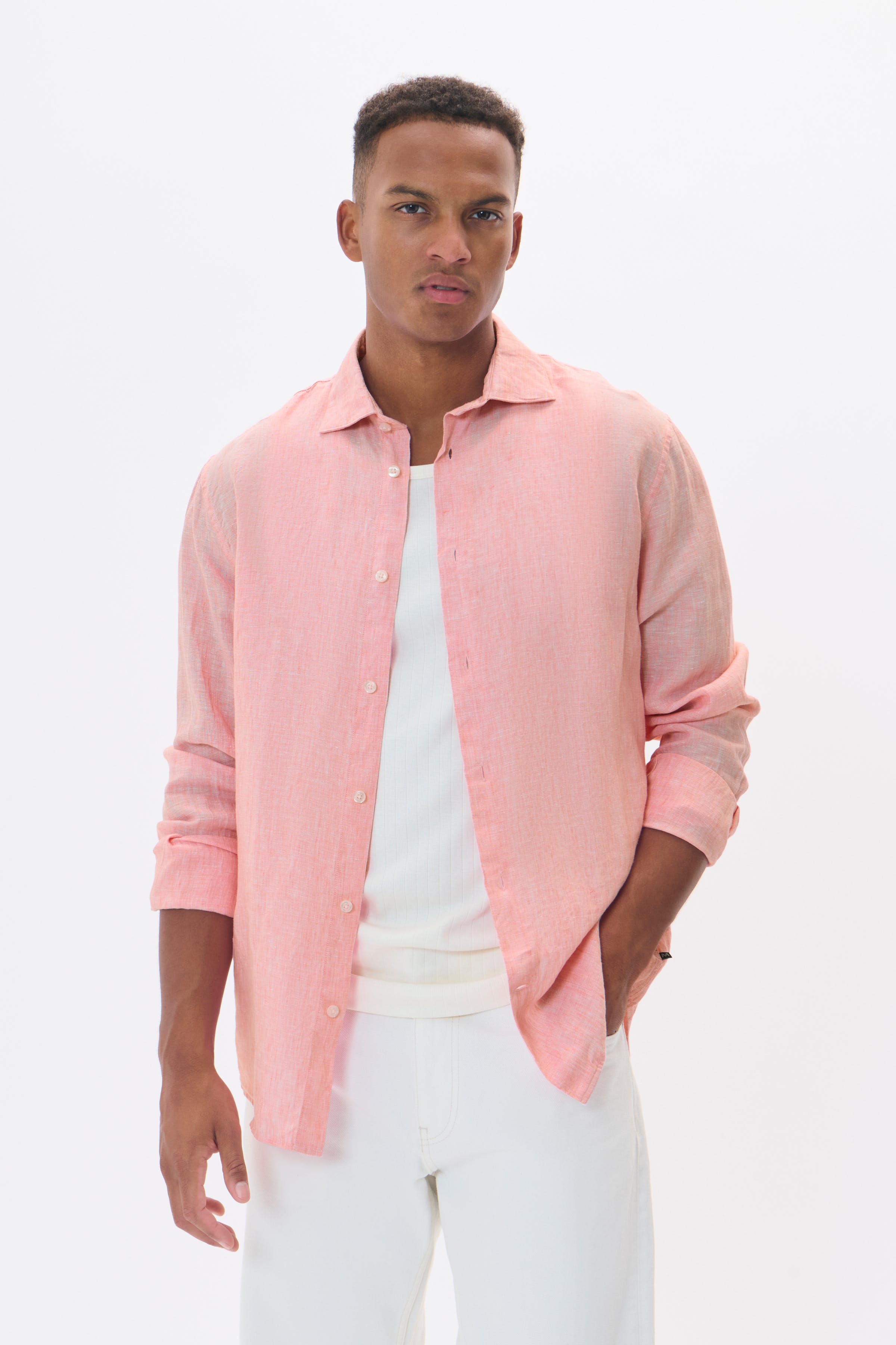 MAmarc linneskjorta LOOKBOOK FRONT 30205841-151922