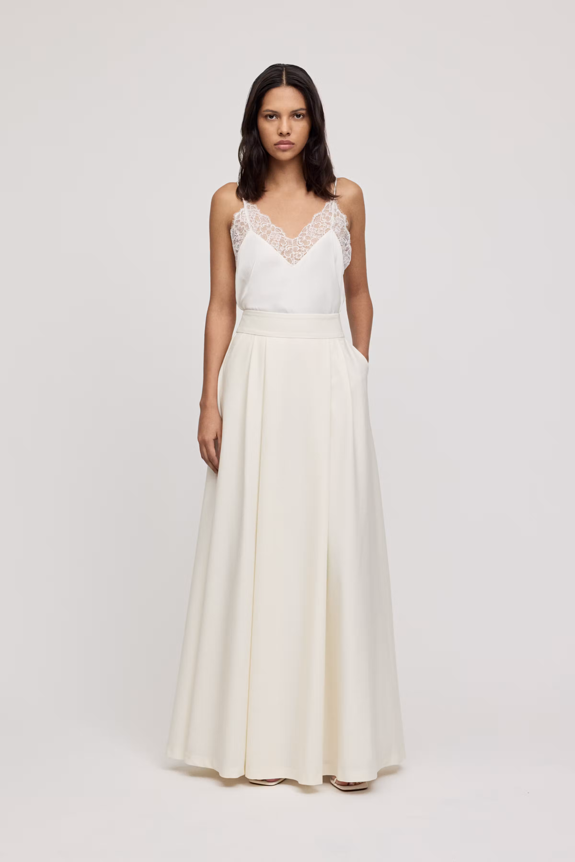 IOSusanna Skirt LOOKBOOK FRONT 30600438-WH010