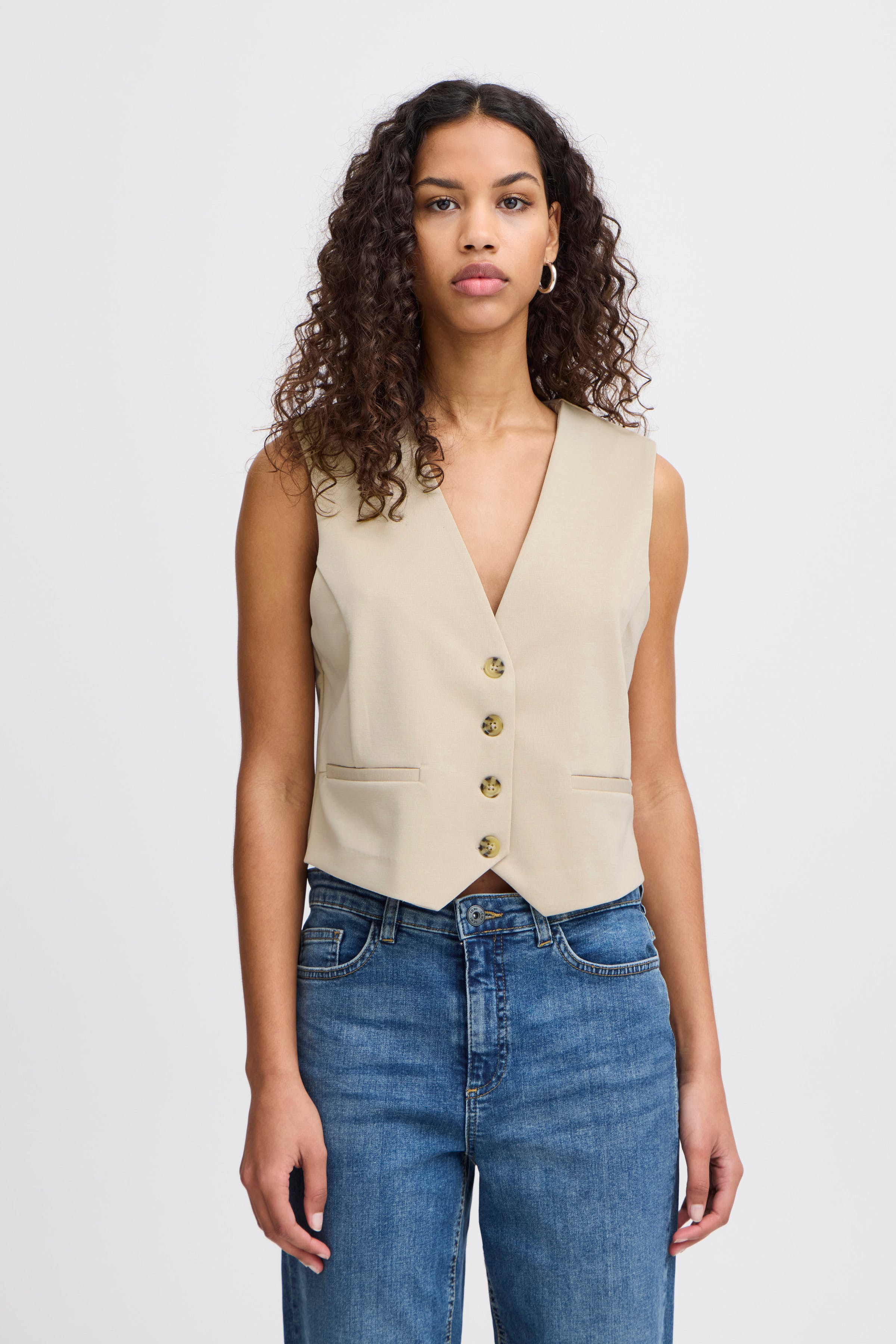 IXKATE Vest LOOKBOOK FRONT 20122175-151308