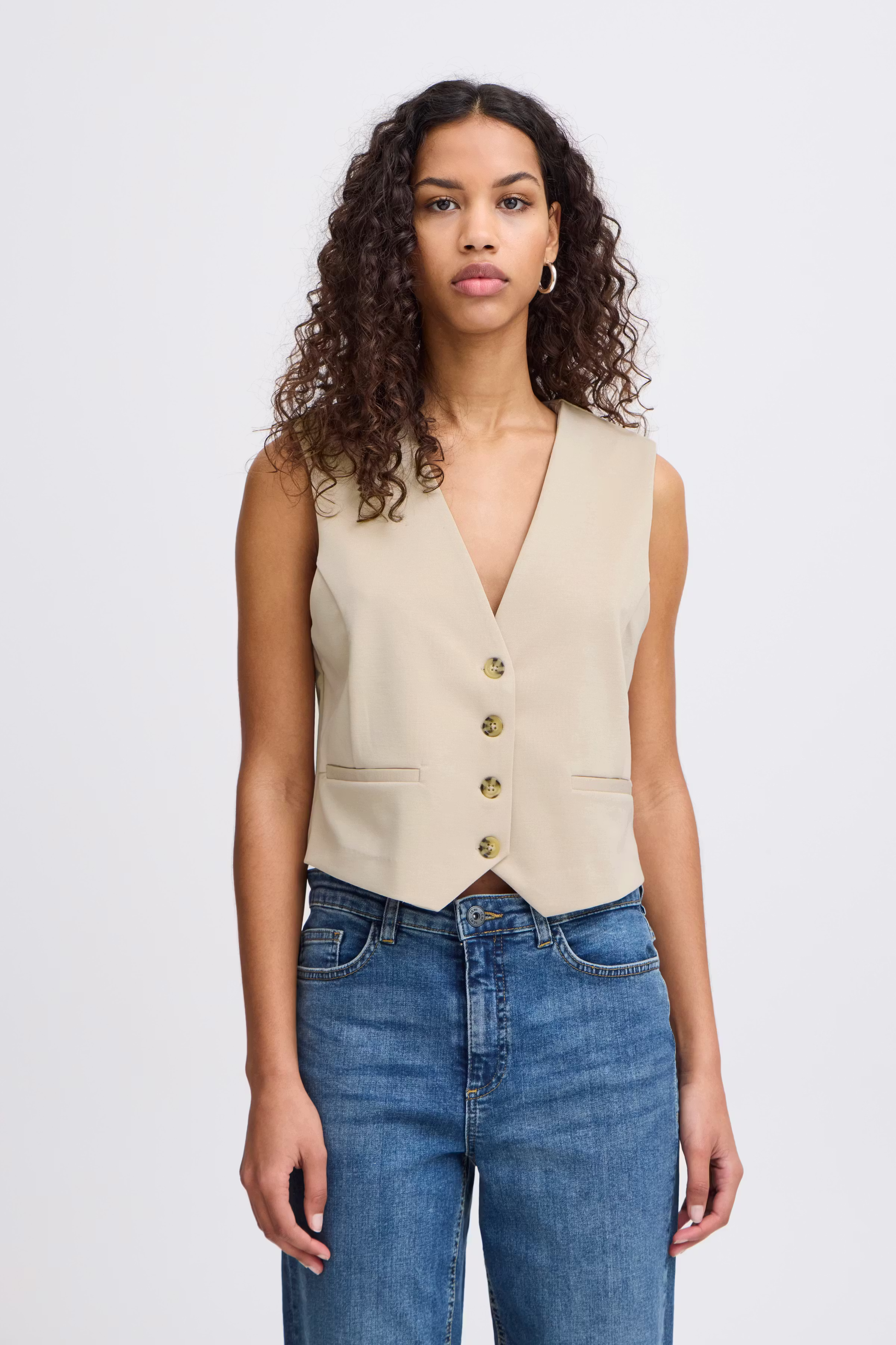 IXKATE Vest LOOKBOOK FRONT 20122175-151308