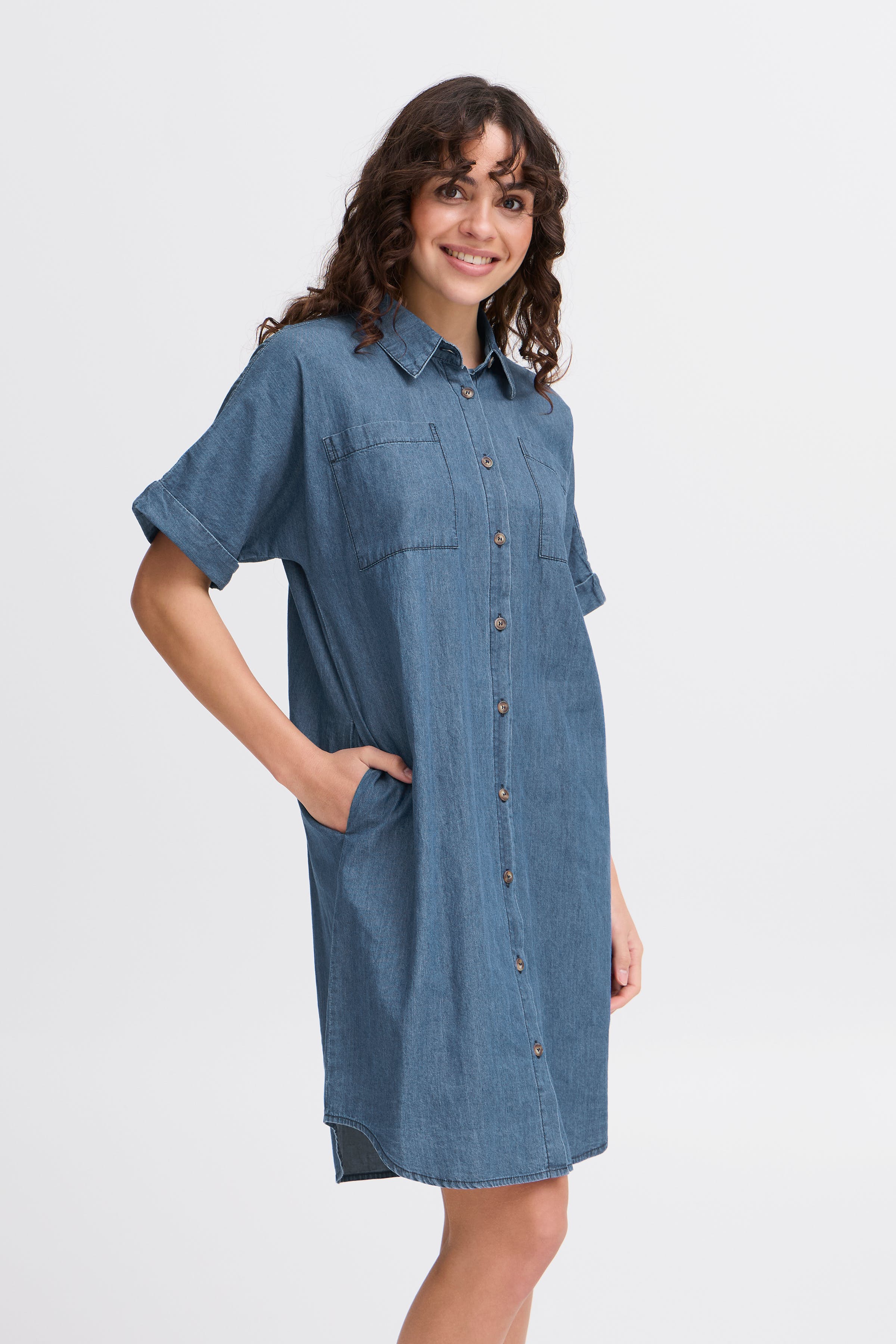 FRKINDRA Klänning LOOKBOOK FRONT 20615969-200077