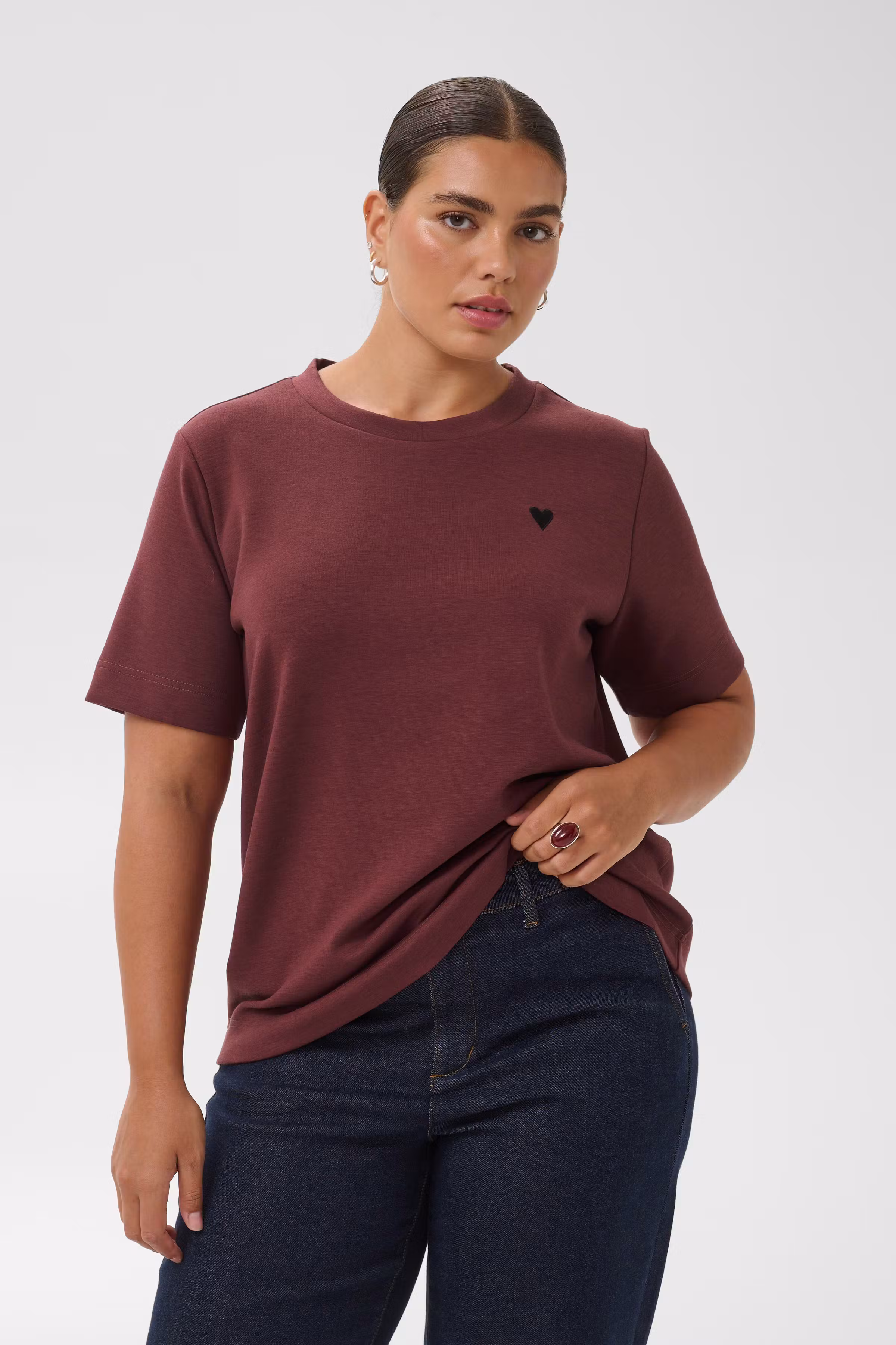KClucy T-shirt LOOKBOOK FRONT 10584550-1000179