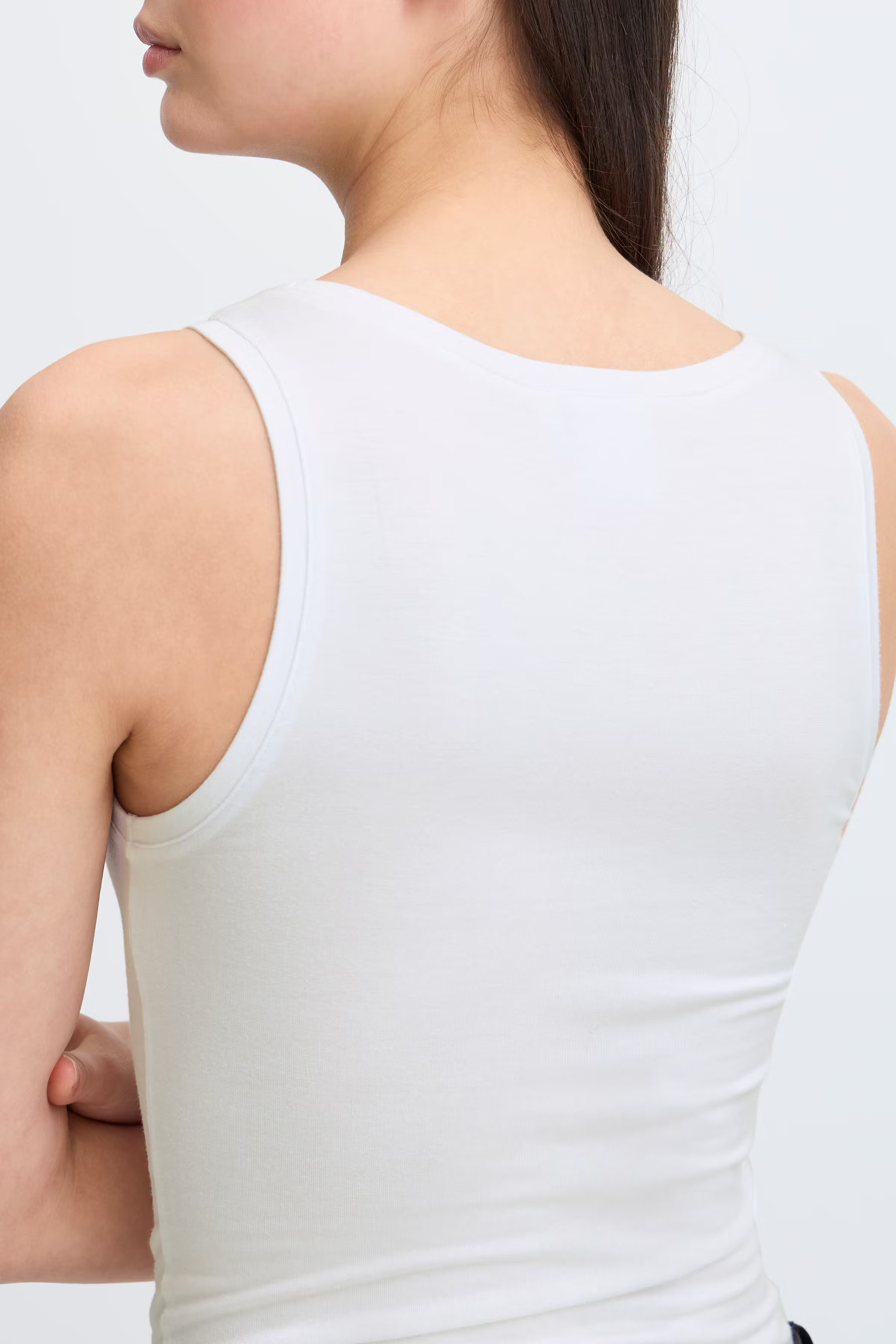 IHZOLA T-shirt LOOKBOOK DETAIL 20120347-10100