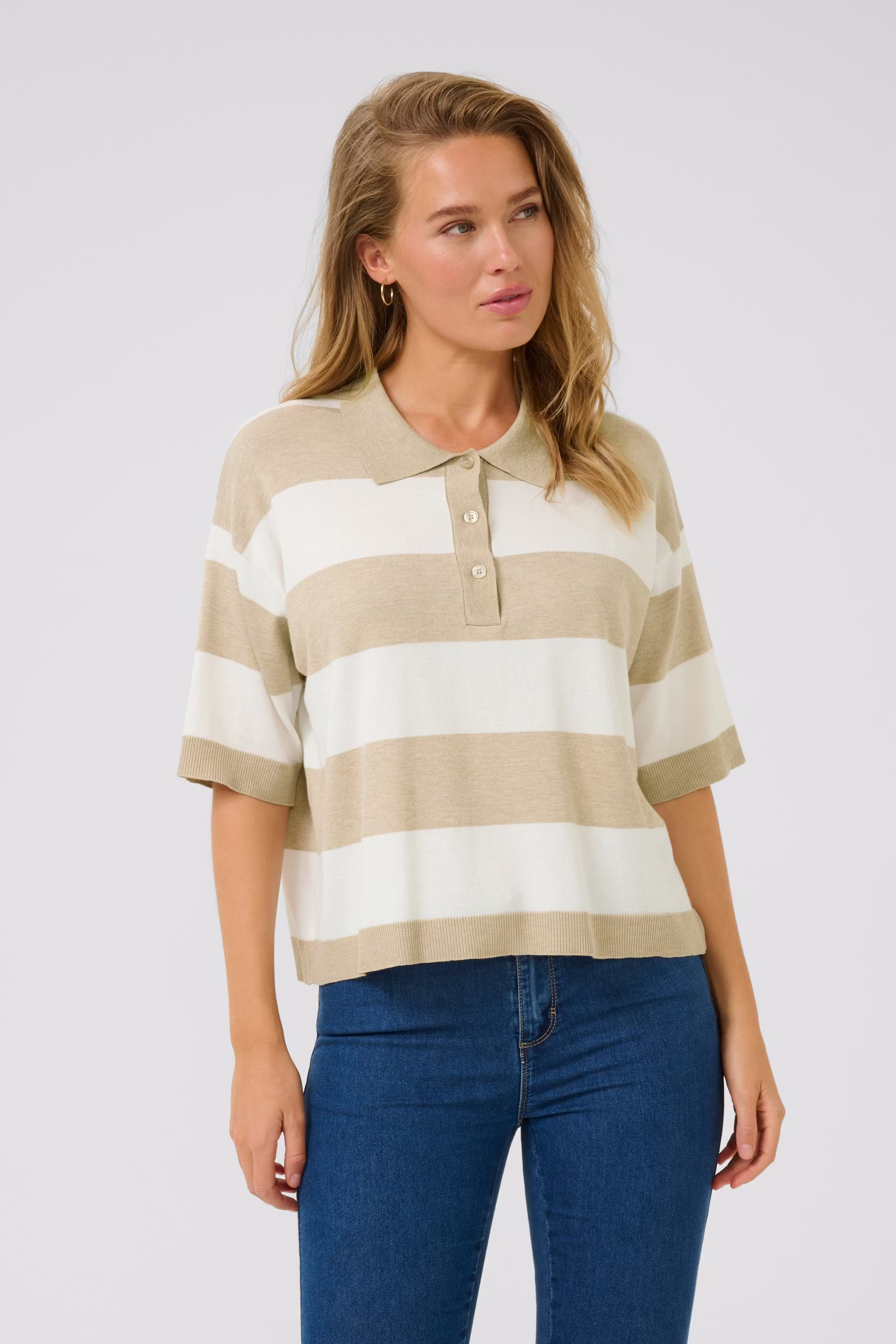 KAlizza Pullover LOOKBOOK FRONT 10509932-107548