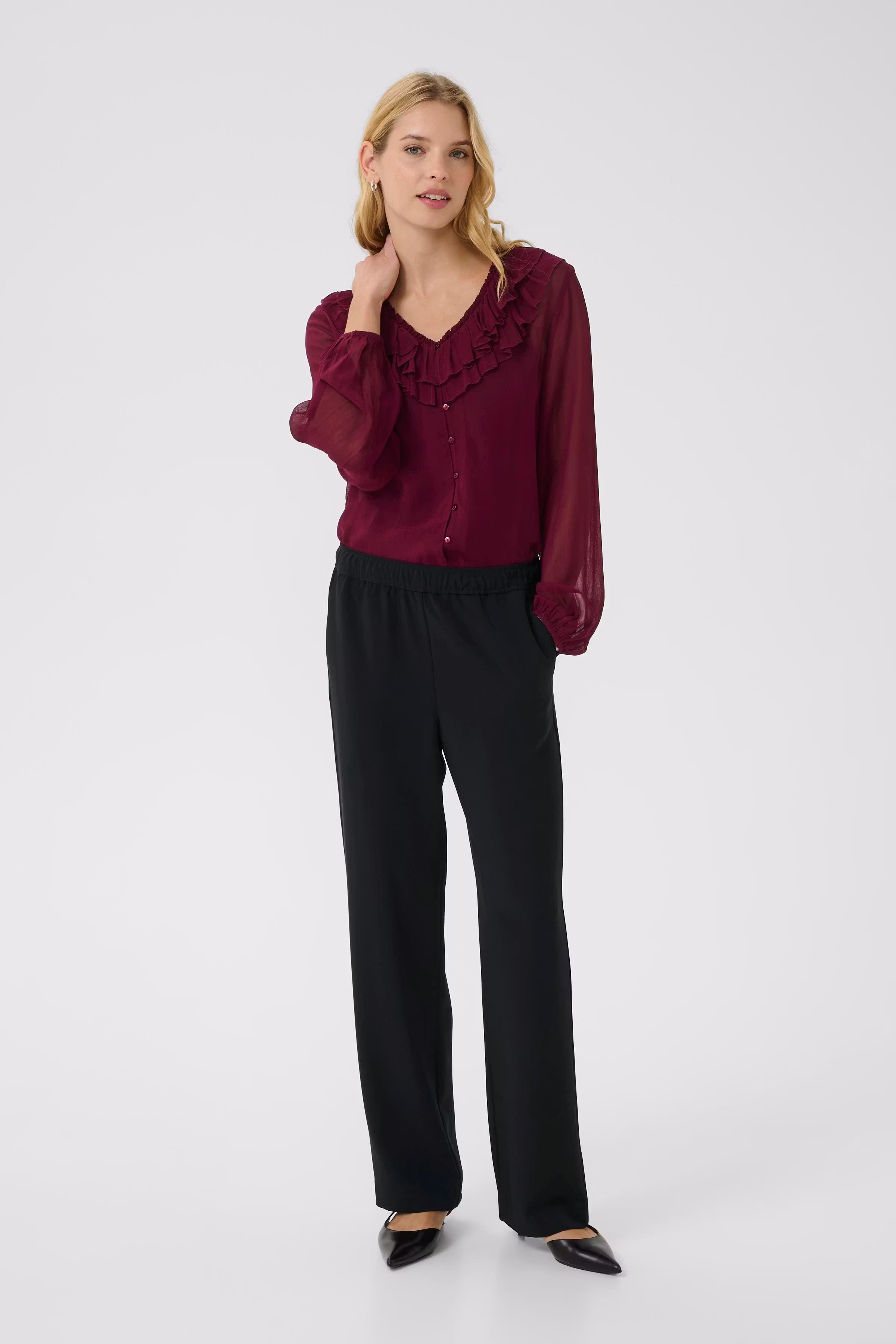 SamraPW Hose LOOKBOOK FRONT 30309952-194008
