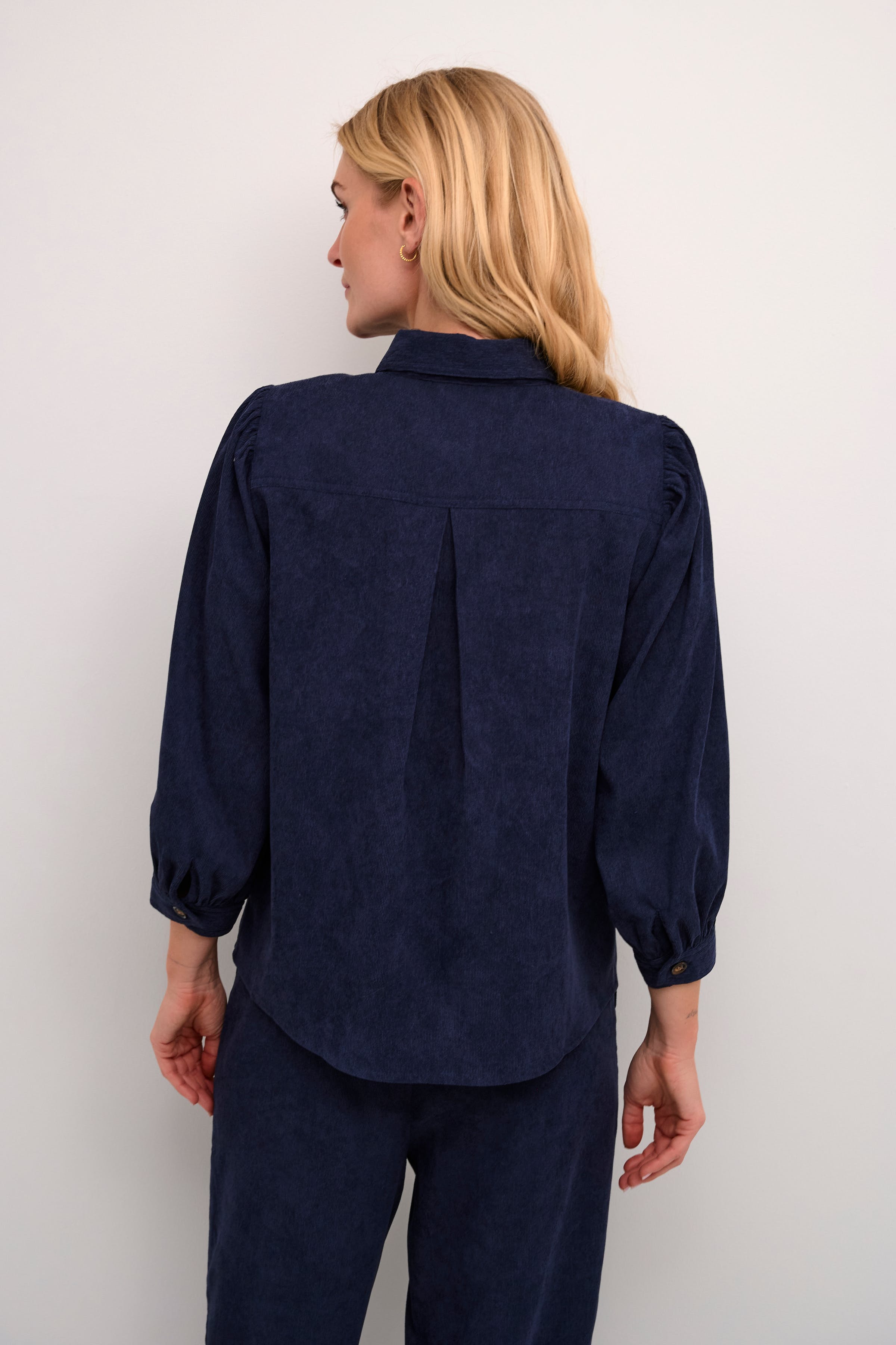 KAvera Hemd LOOKBOOK BACK 10508370-194020