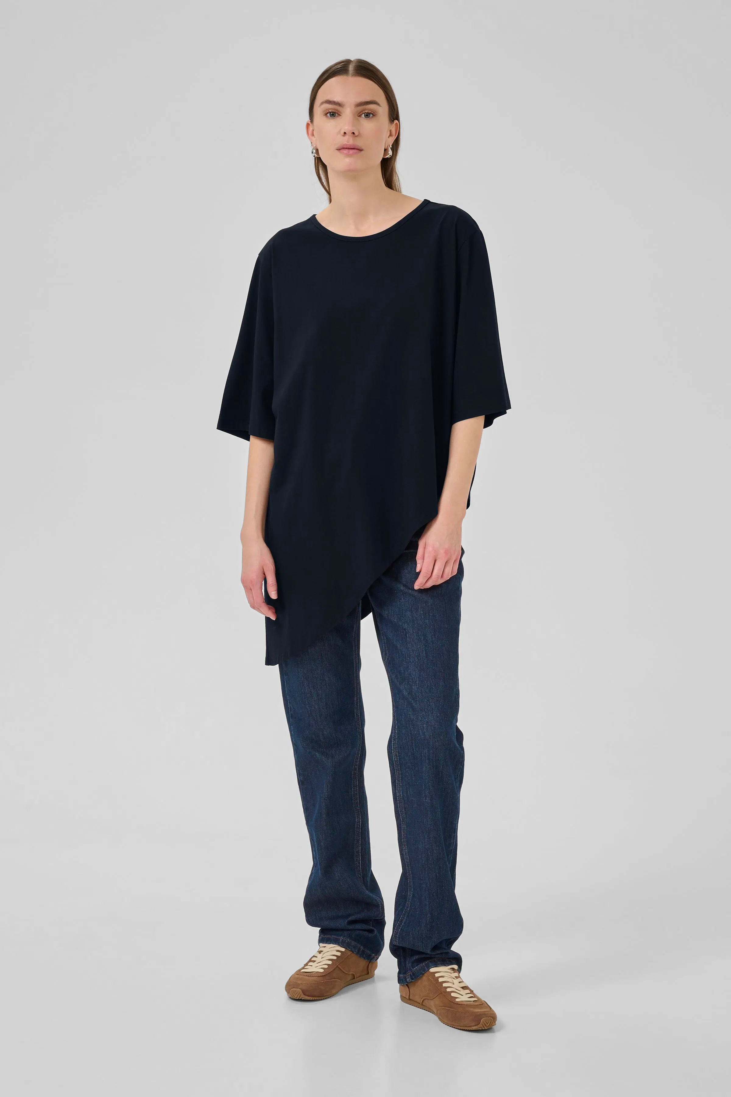 LeaMW Blouse LOOKBOOK FRONT 10705255-100031