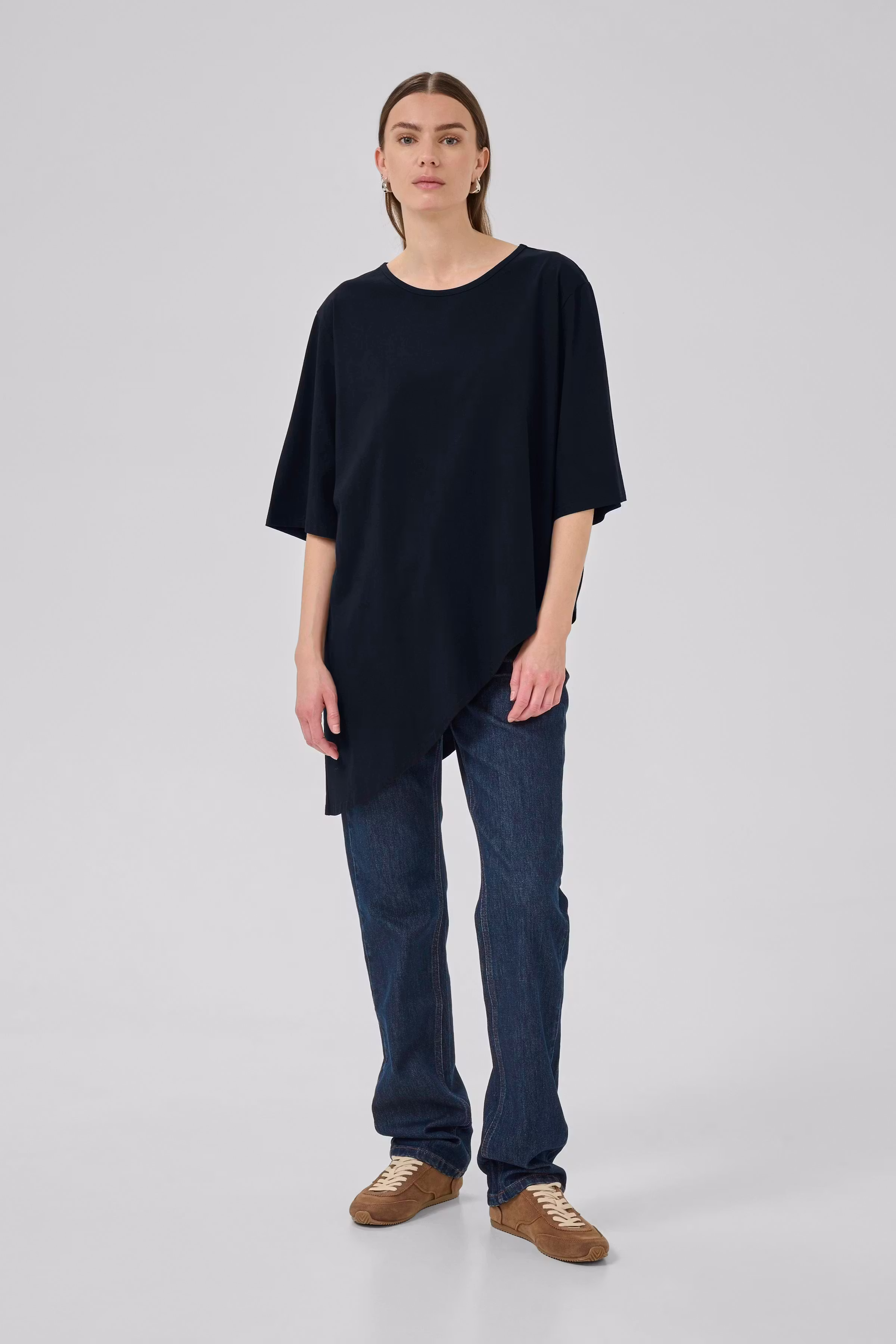 LeaMW Blouse LOOKBOOK FRONT 10705255-100031