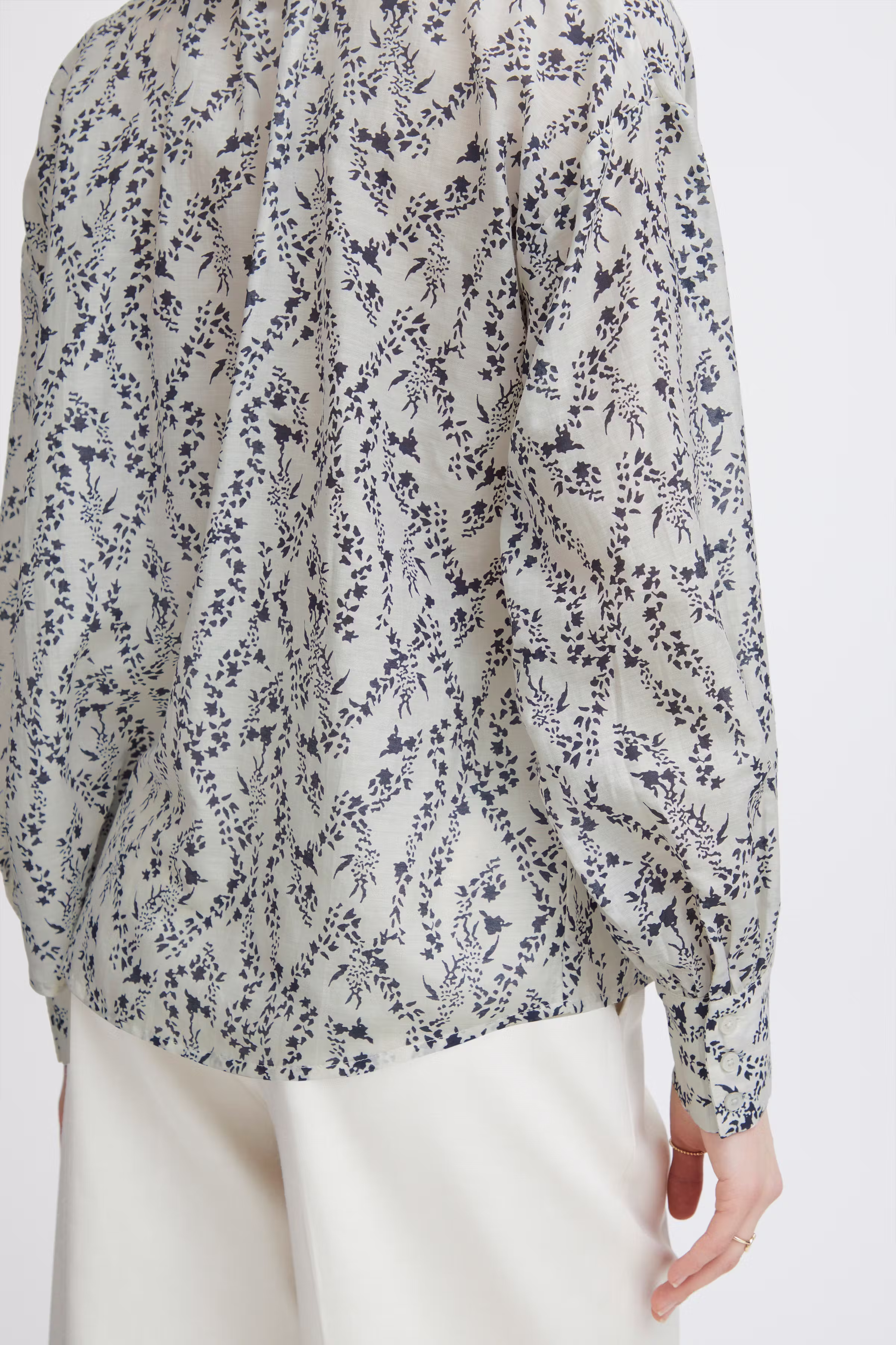 IRTHEA Shirt LOOKBOOK DETAIL 20120593-202881