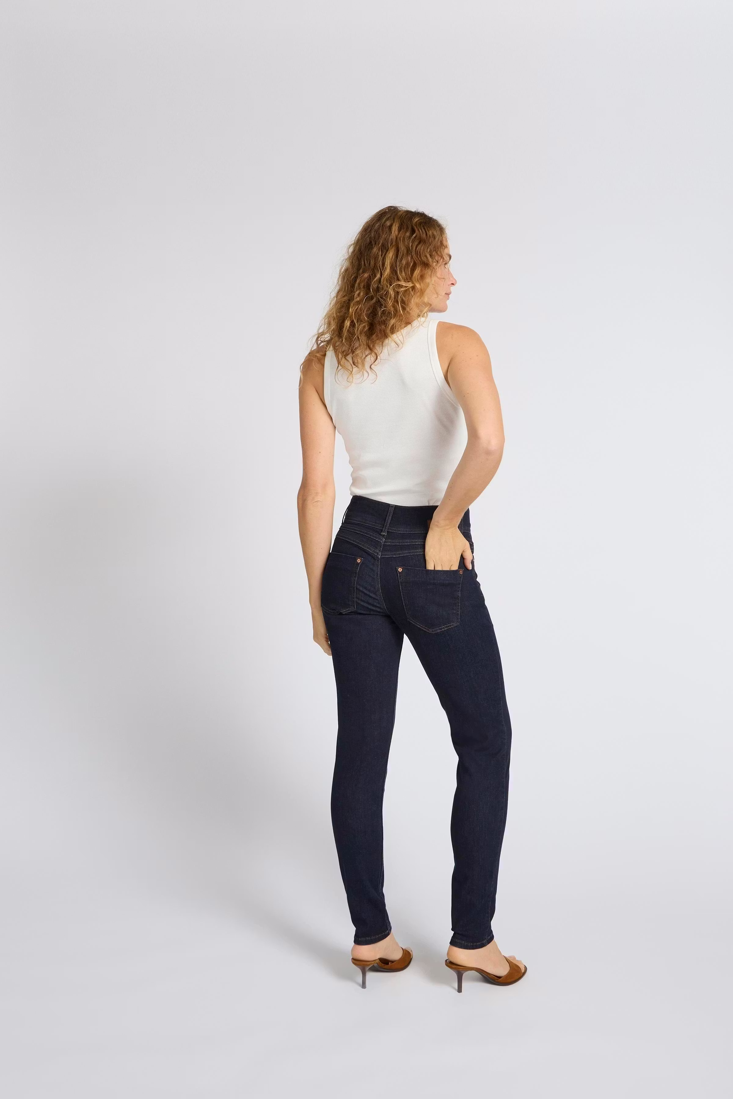 PZSUZY HW Curved Jeans Skinny leg LOCATION NONE 50206183-202124