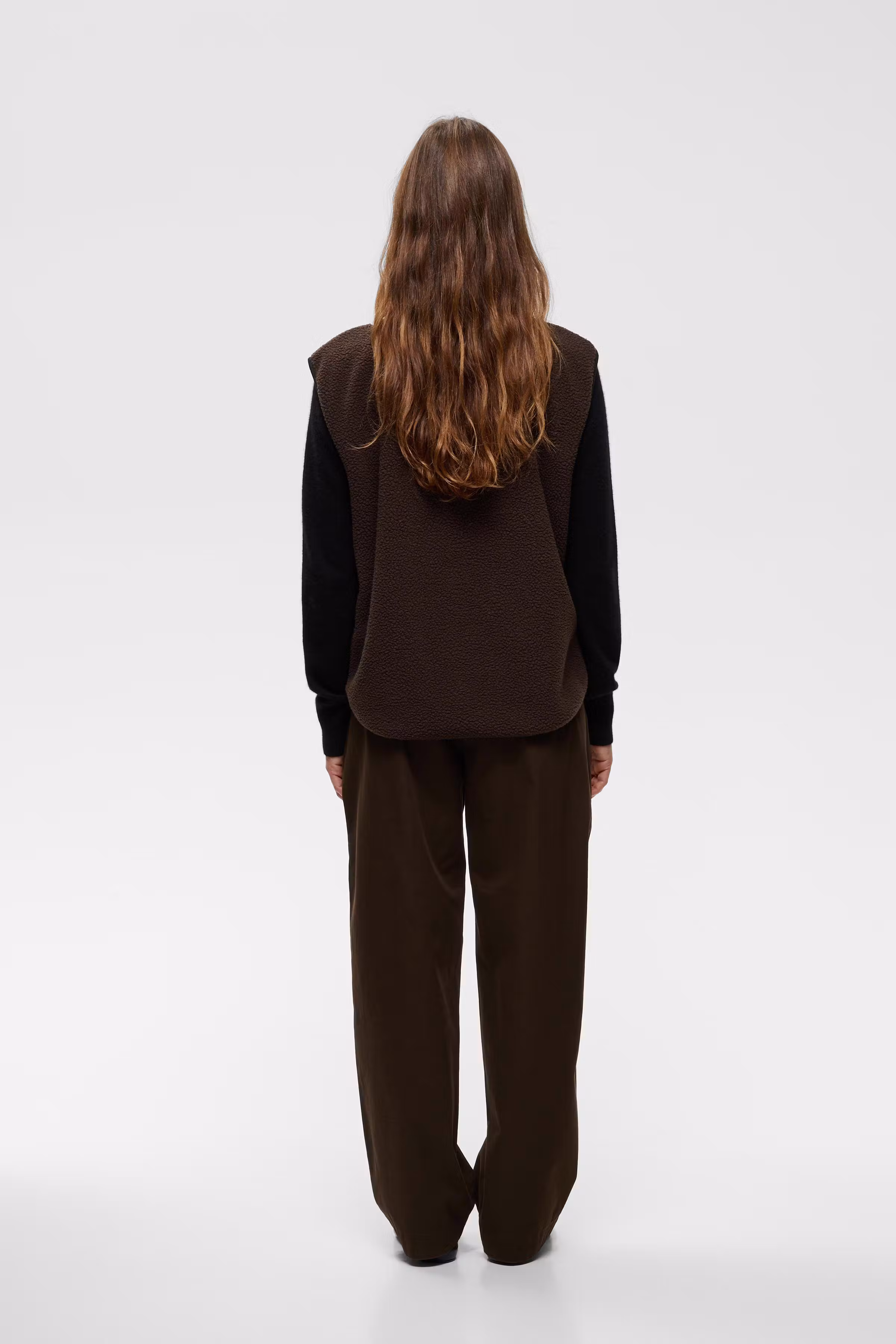 ABBINAIW Väst LOOKBOOK BACK 30112872-191109