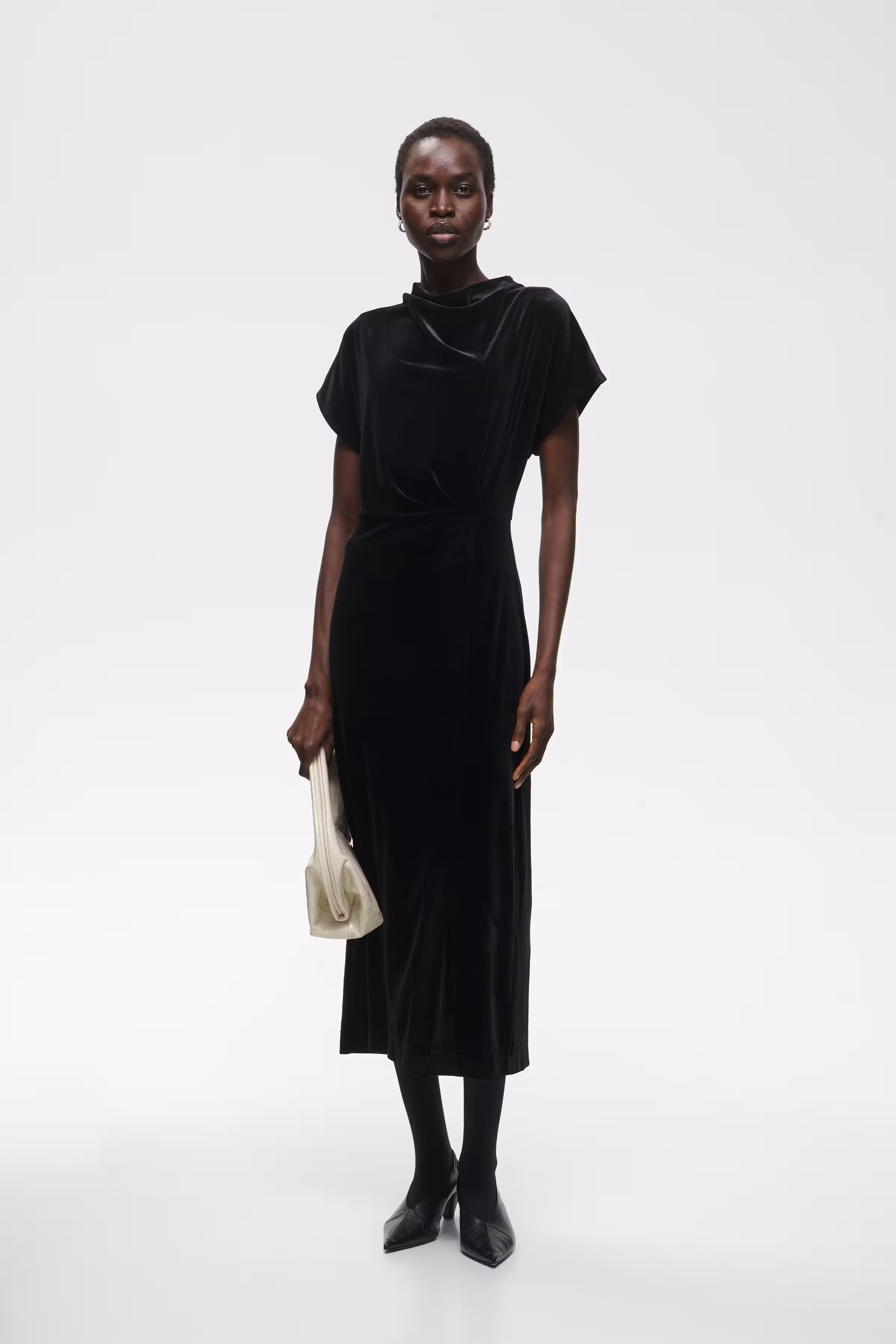 LorainIW Kjole LOOKBOOK FRONT 30111452-194008