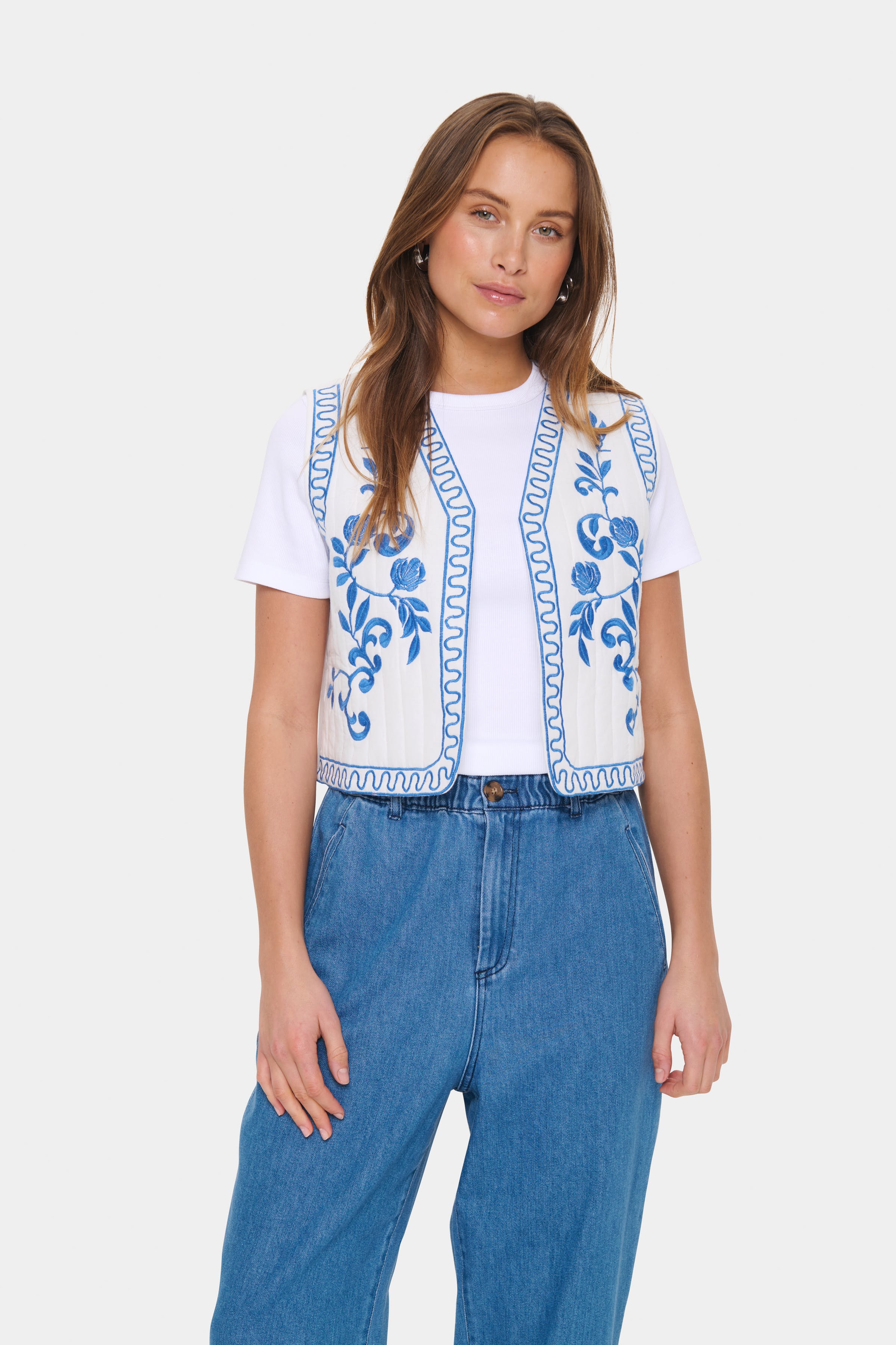 KildaSZ Vest LOOKBOOK FRONT 30514056-110605