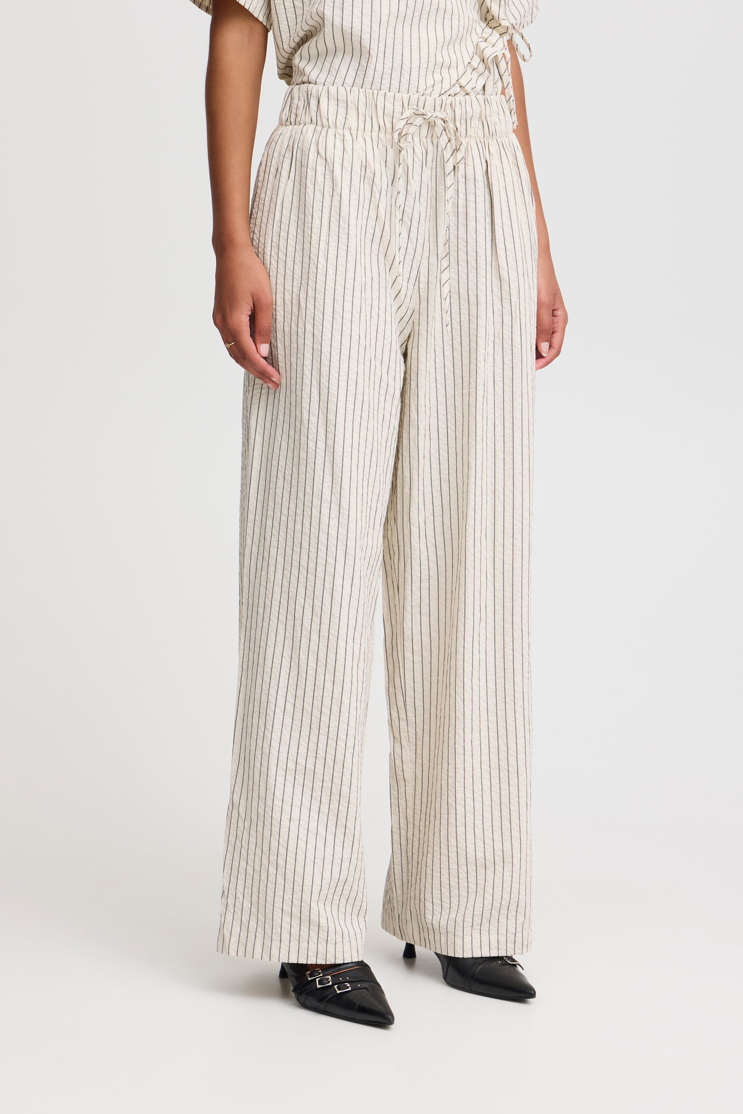 IXKATINKA Trousers LOOKBOOK FRONT 20123037-124301