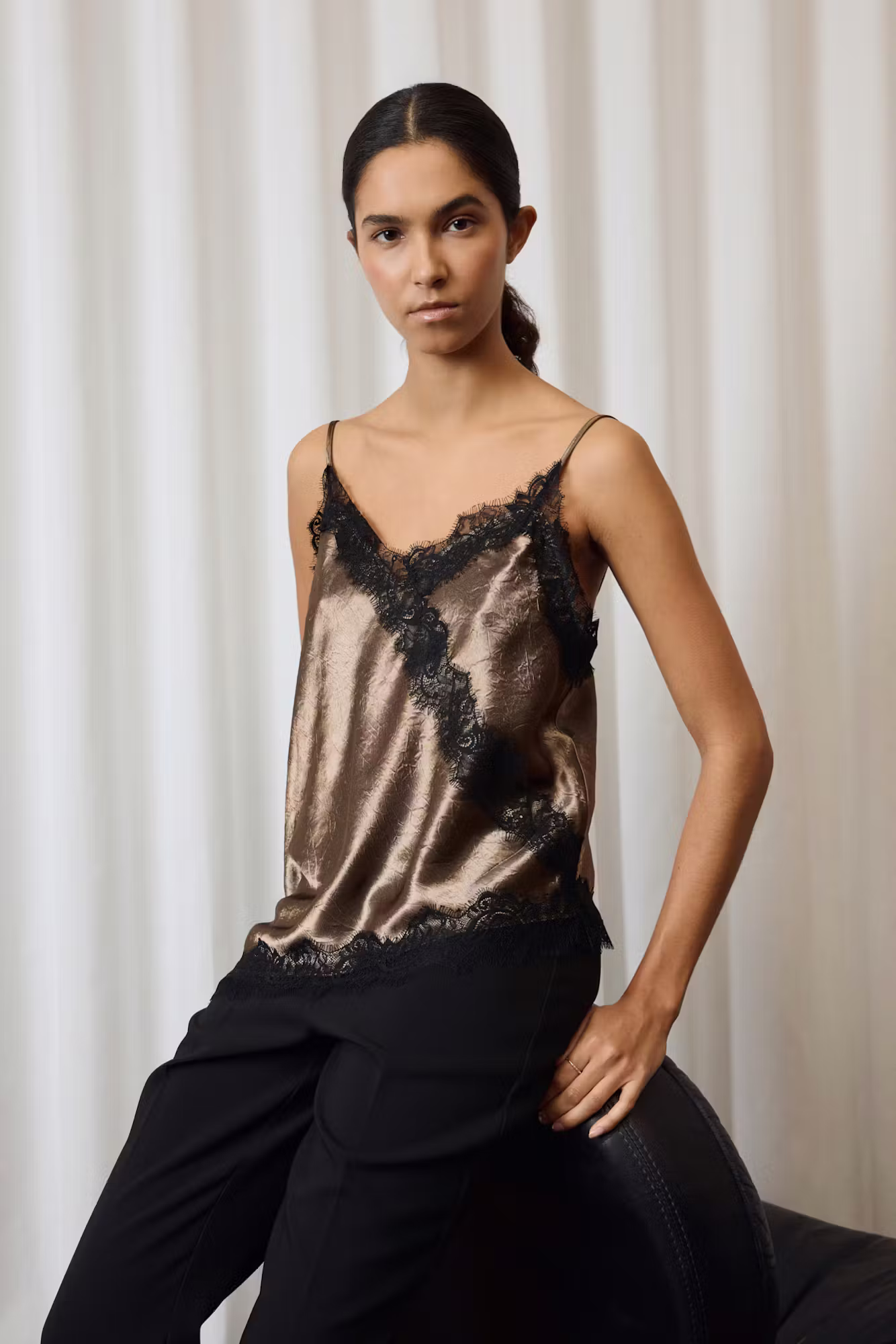 SLIrianne Top LOCATION NONE 30409418-190808